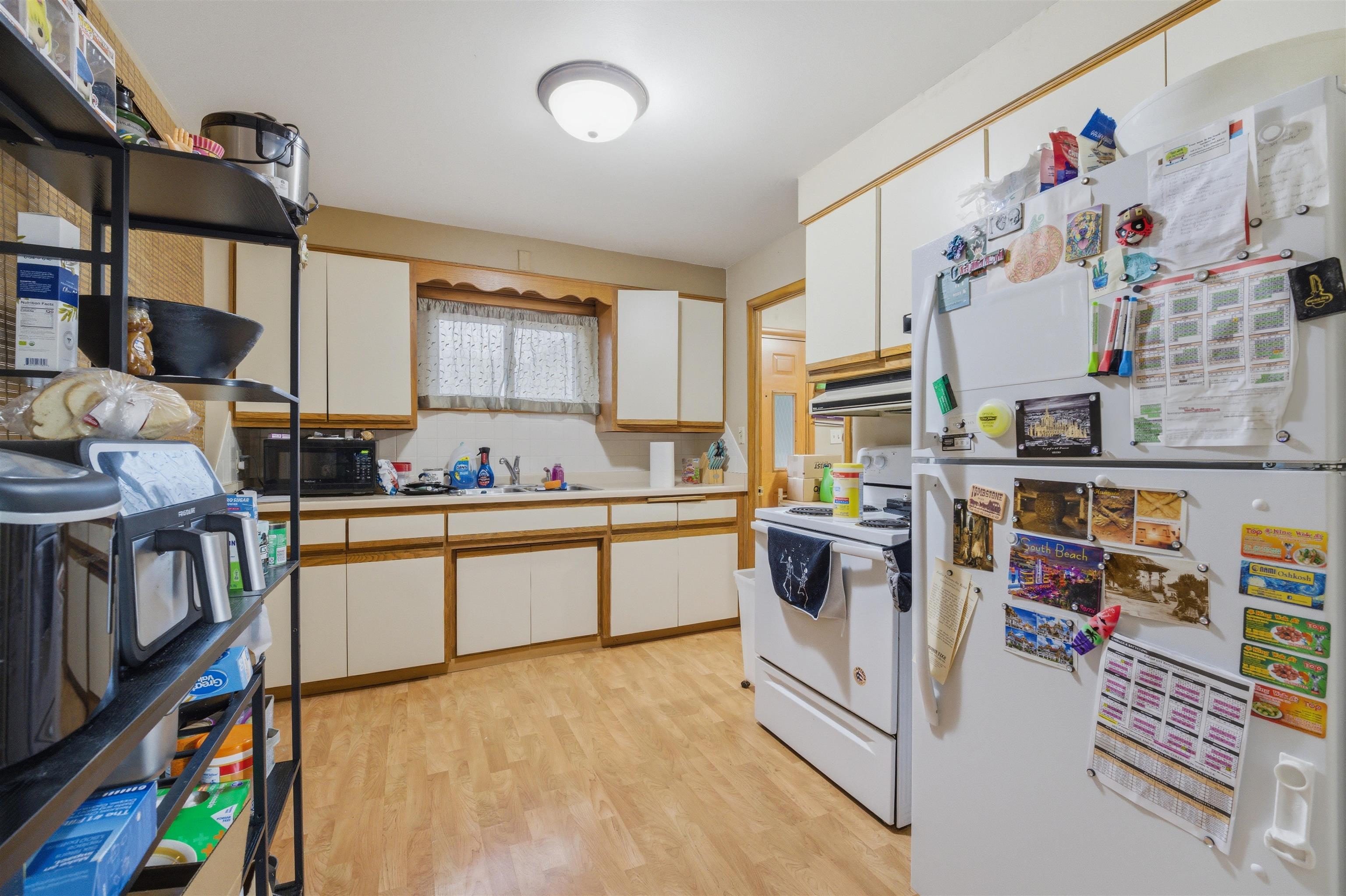 350 S GREEN BAY Road