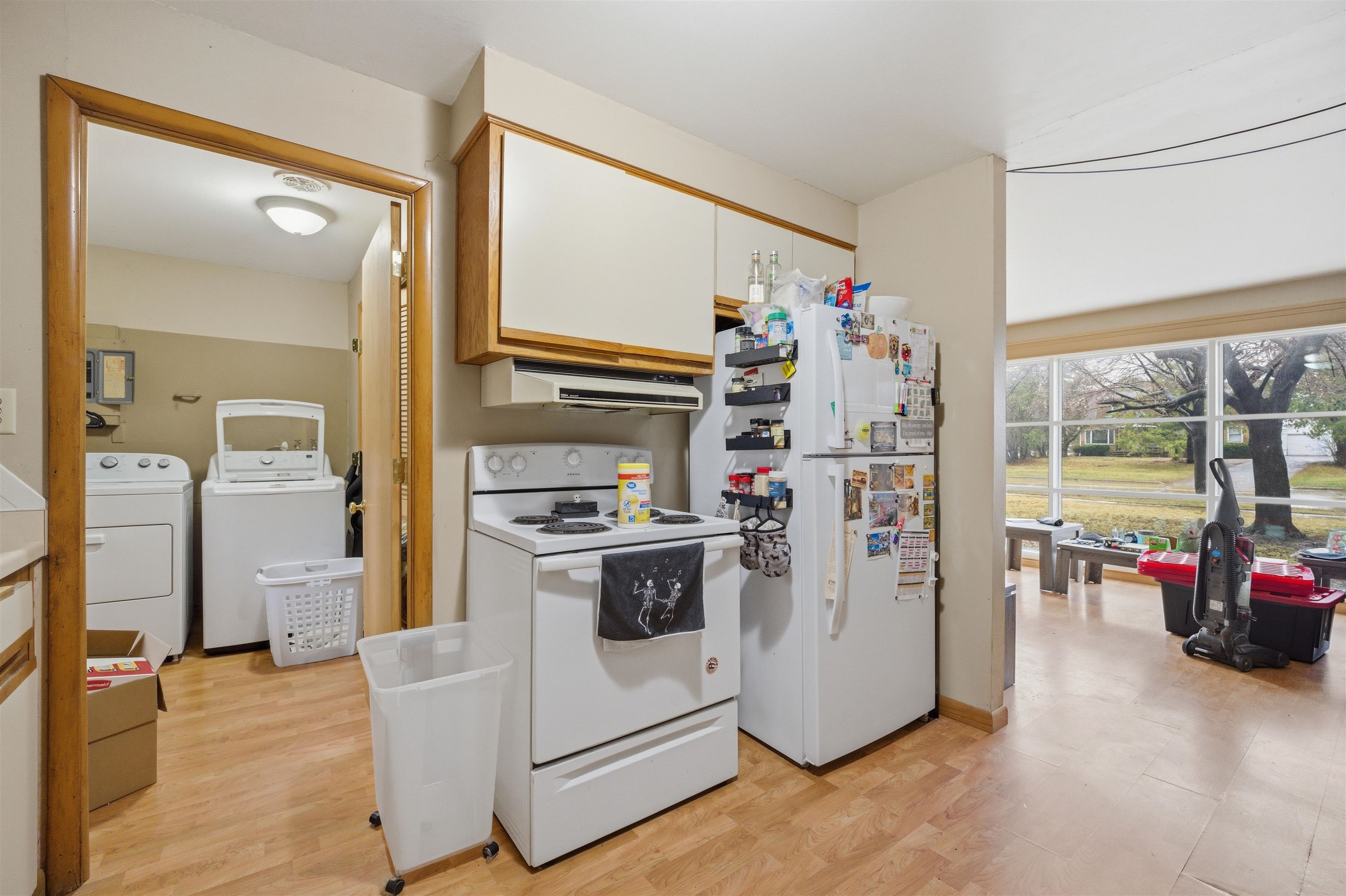 350 S GREEN BAY Road