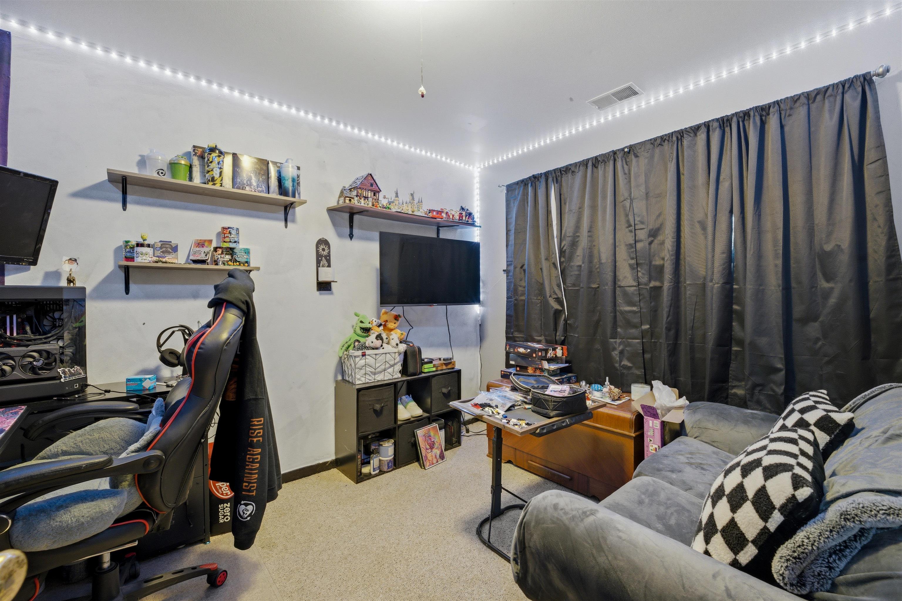 350 S GREEN BAY Road