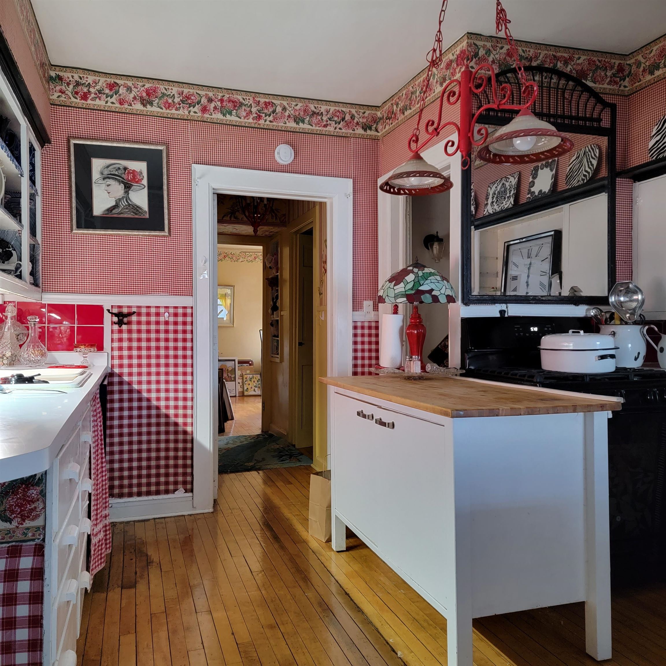 300 W PROSPECT Avenue