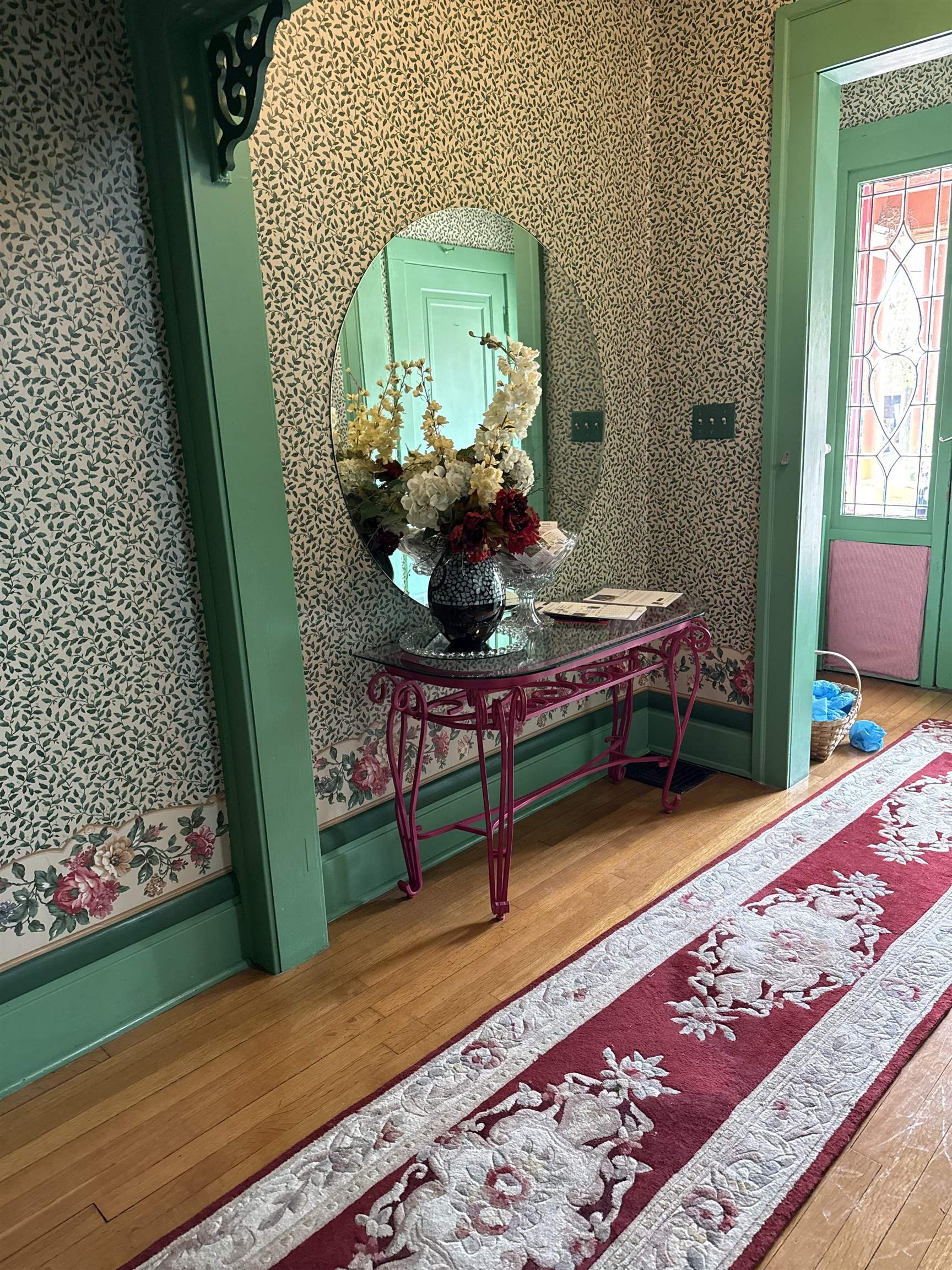 300 W PROSPECT Avenue