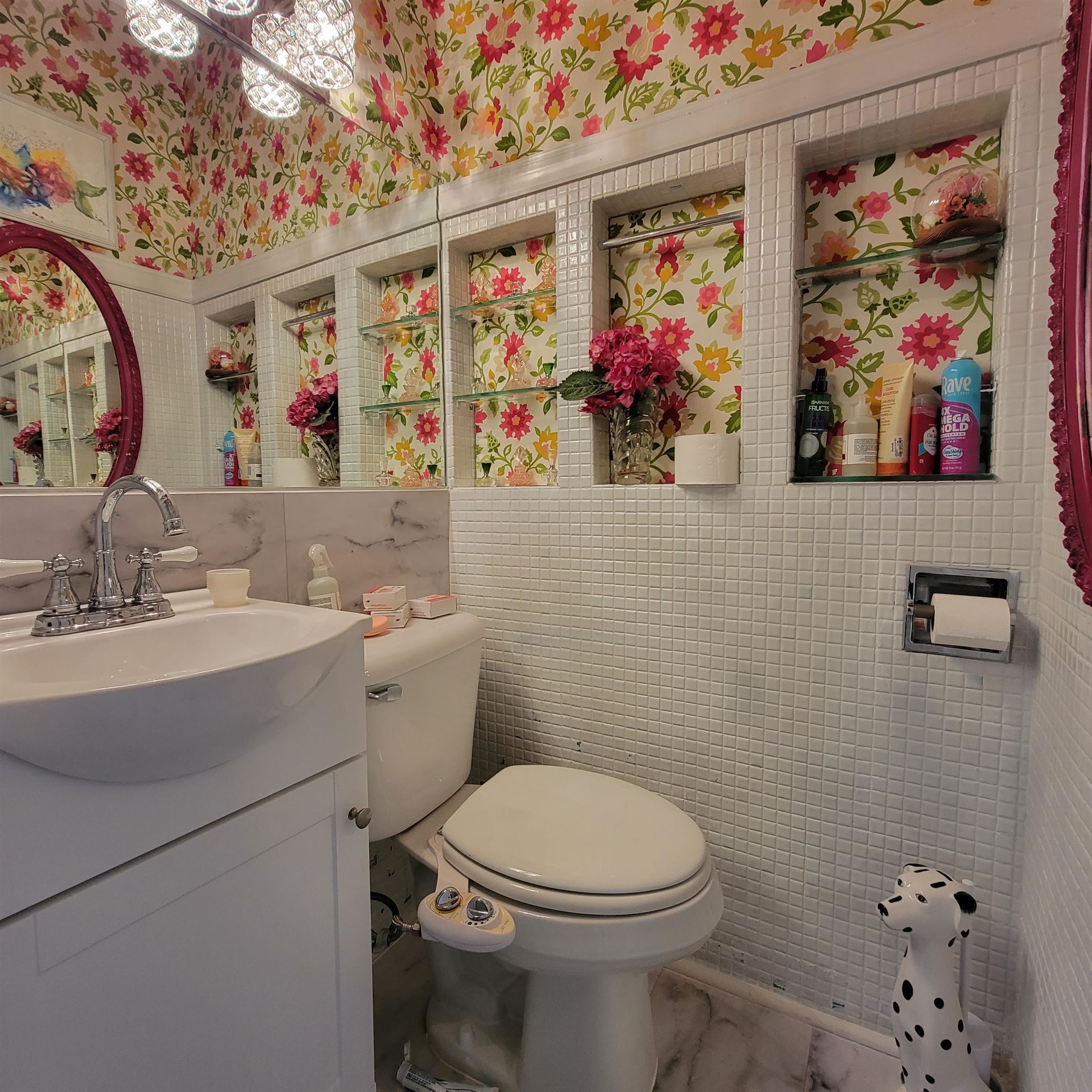 300 W PROSPECT Avenue