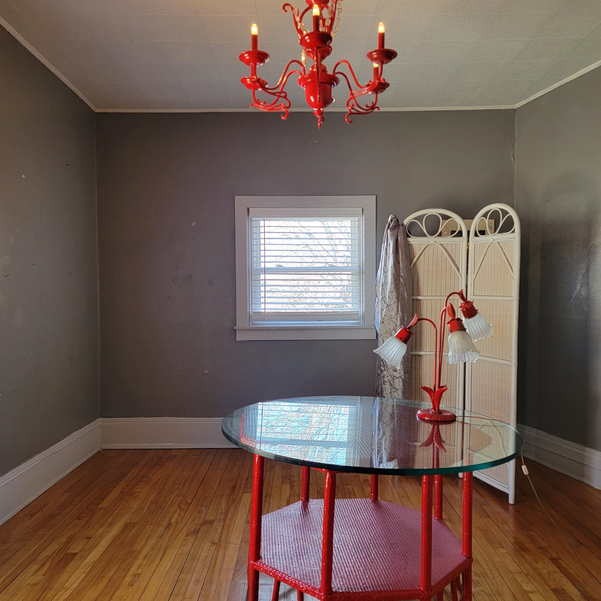 300 W PROSPECT Avenue