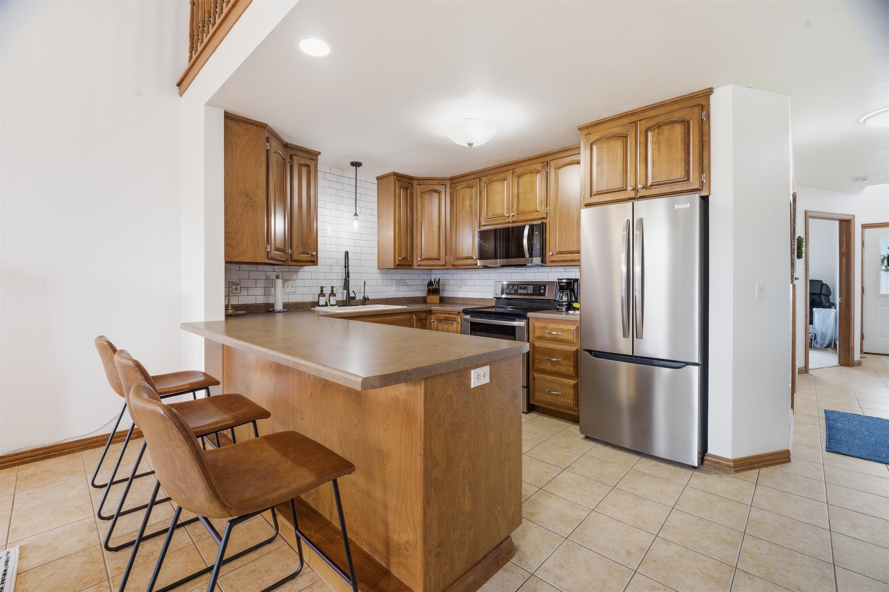 4025 PONCE DE LEON Boulevard