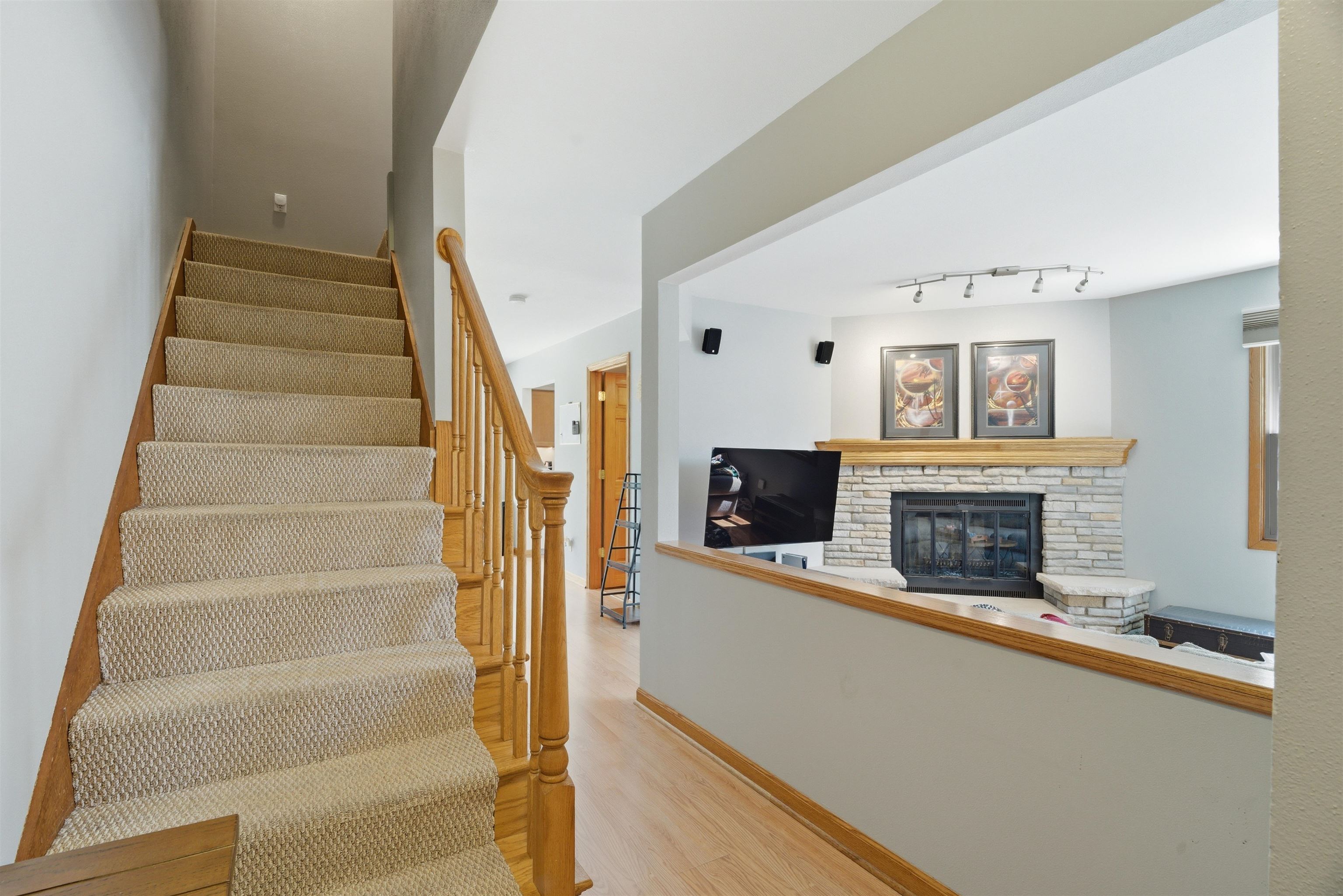 510 SILVER SPRING Drive