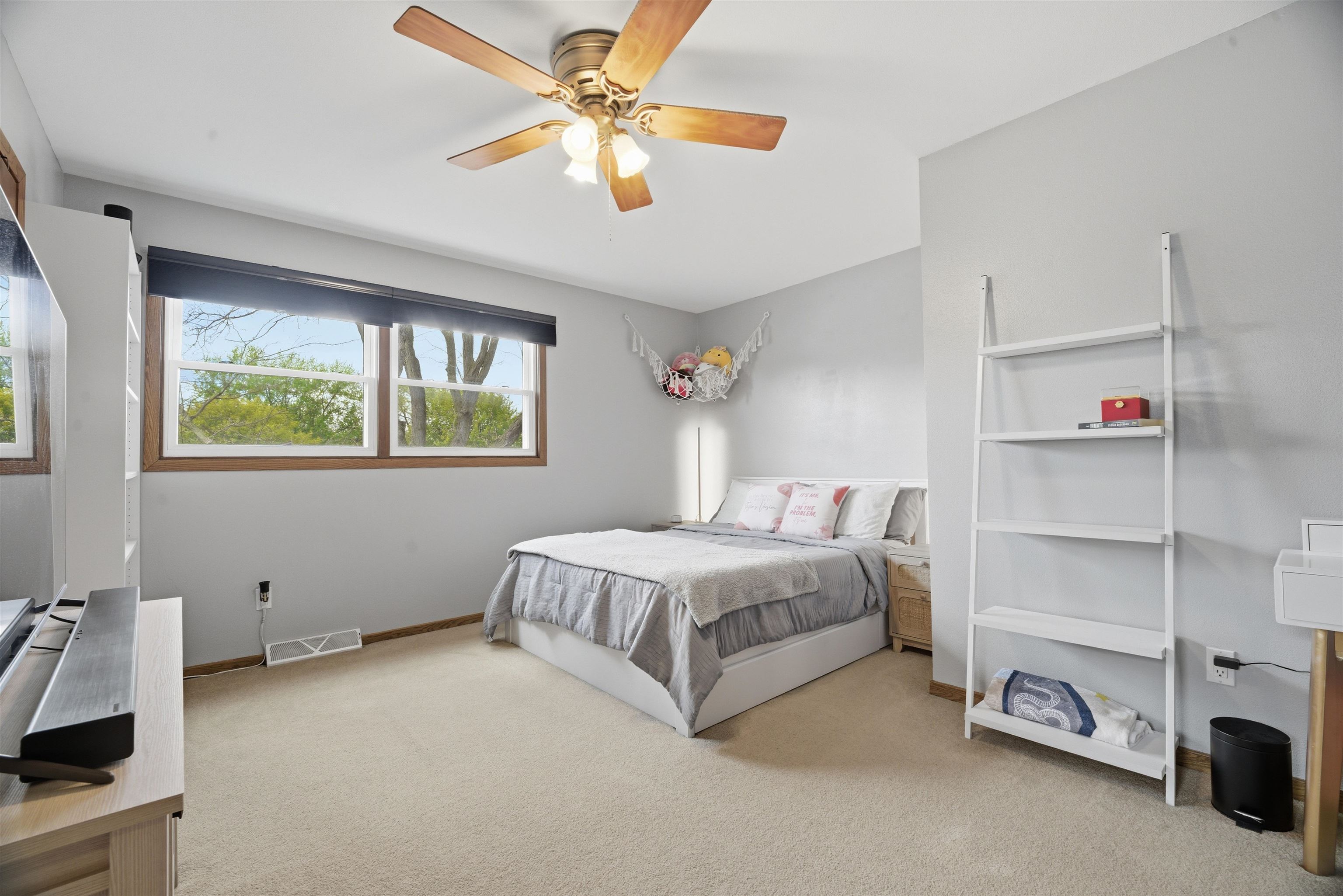 510 SILVER SPRING Drive