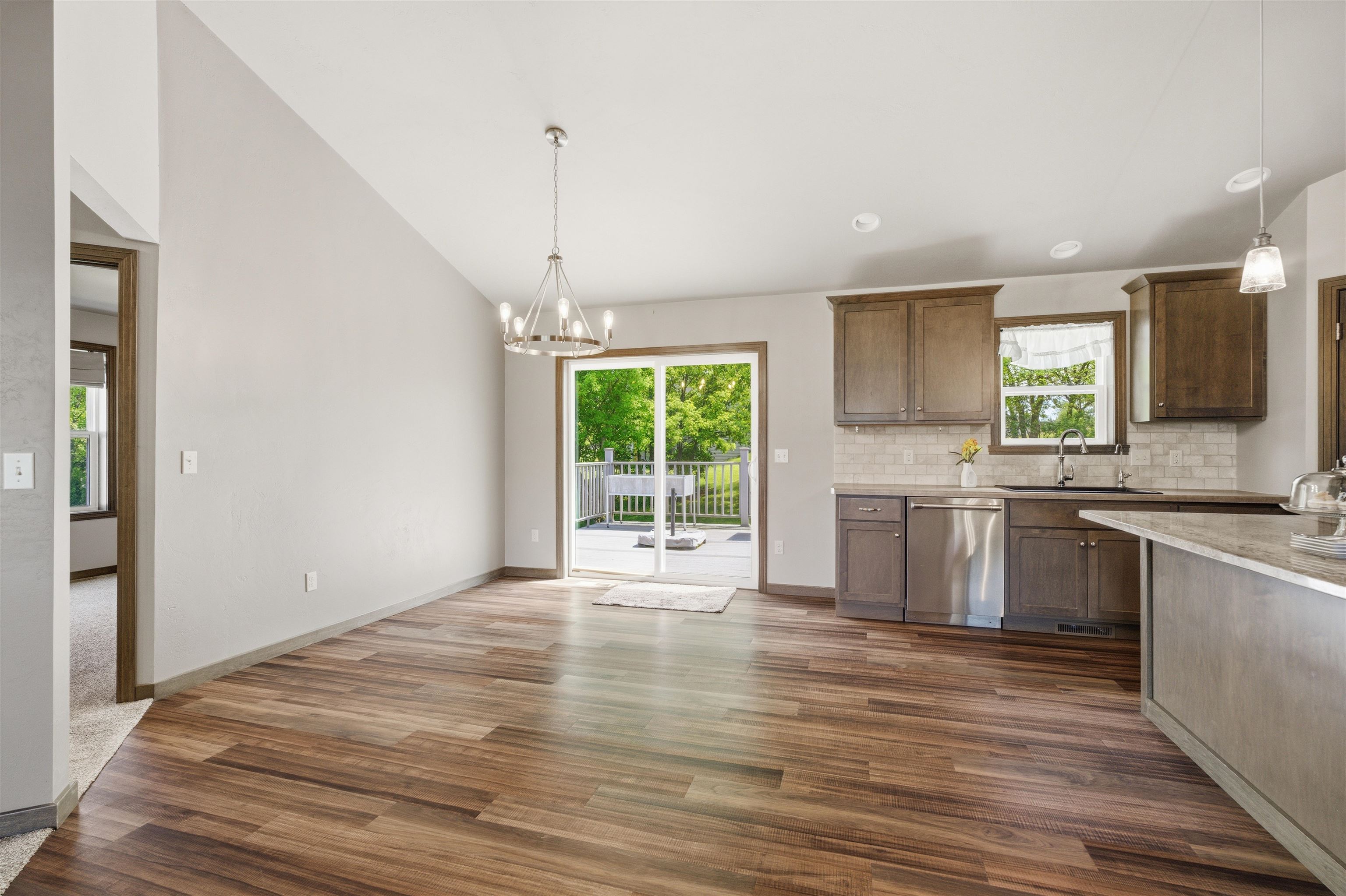 107 BROOKWOOD Drive