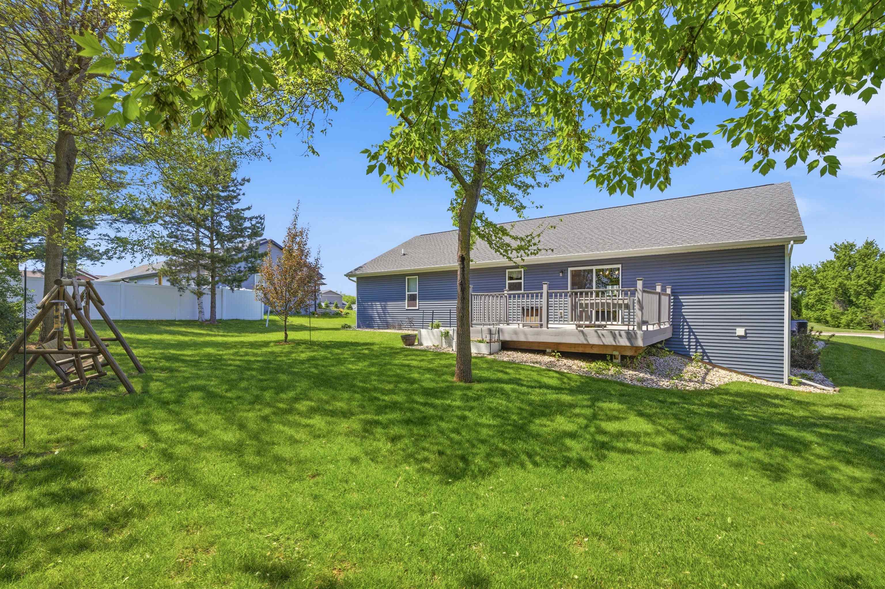 107 BROOKWOOD Drive