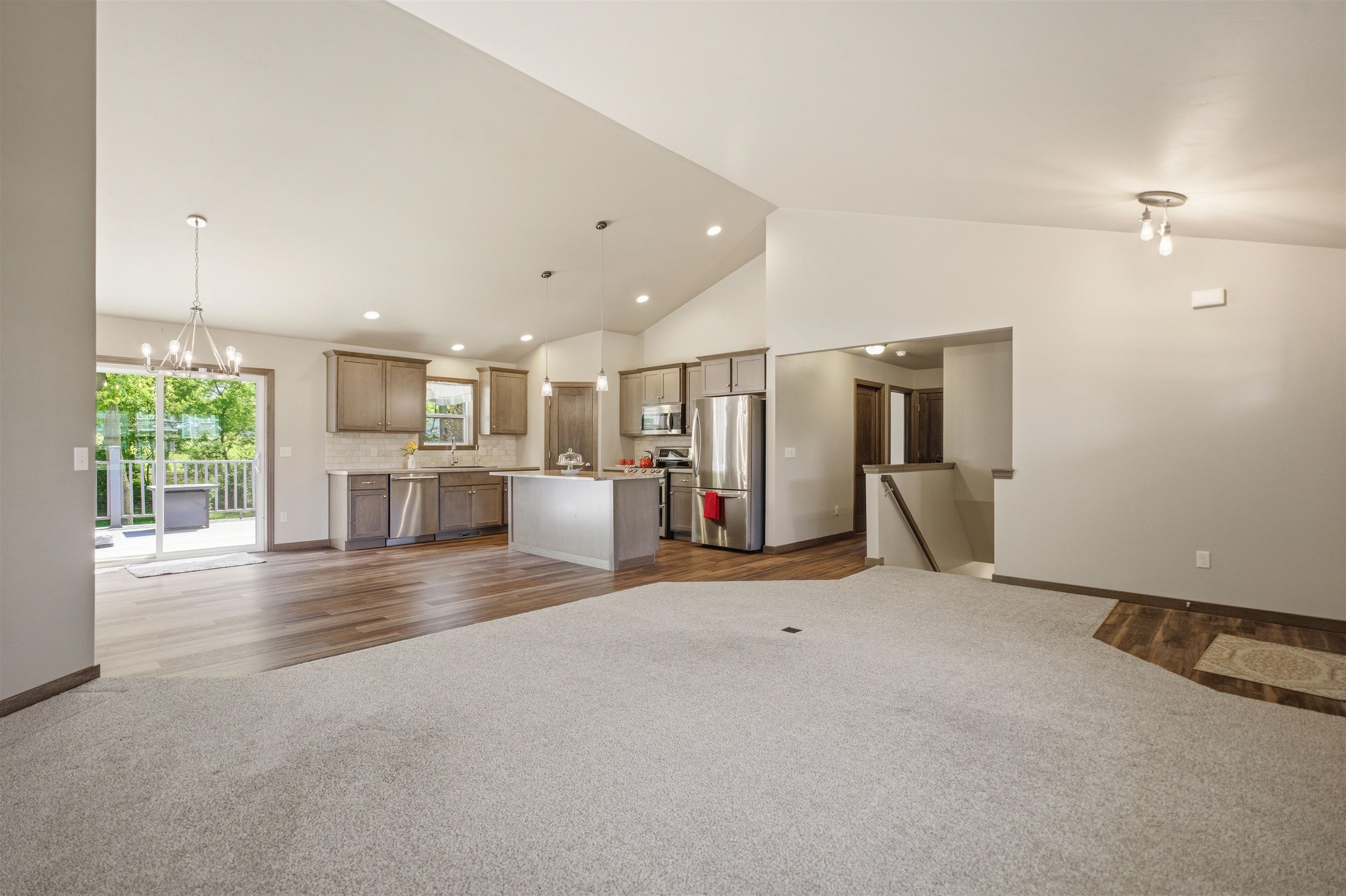 107 BROOKWOOD Drive