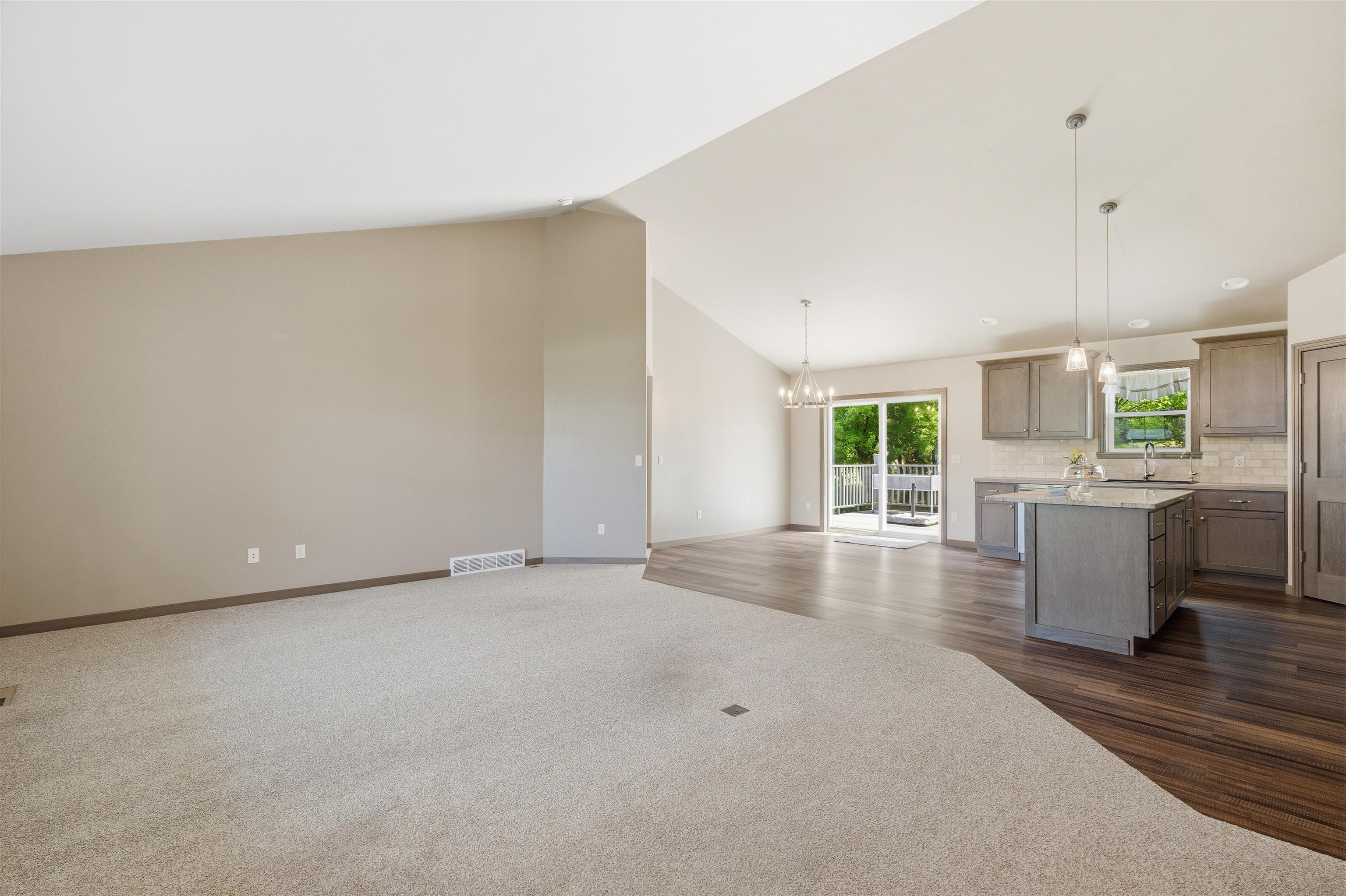 107 BROOKWOOD Drive