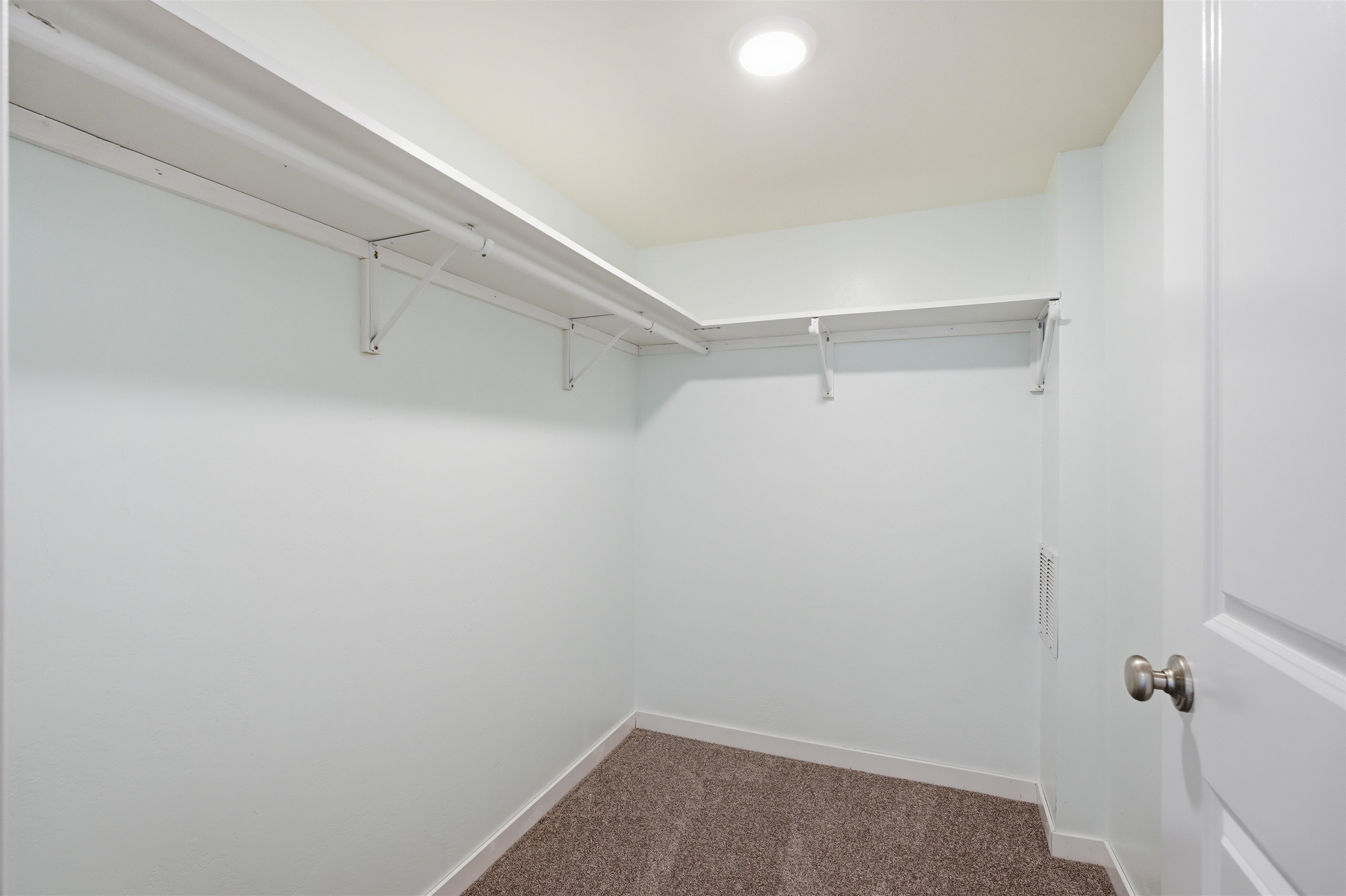 107 BROOKWOOD Drive