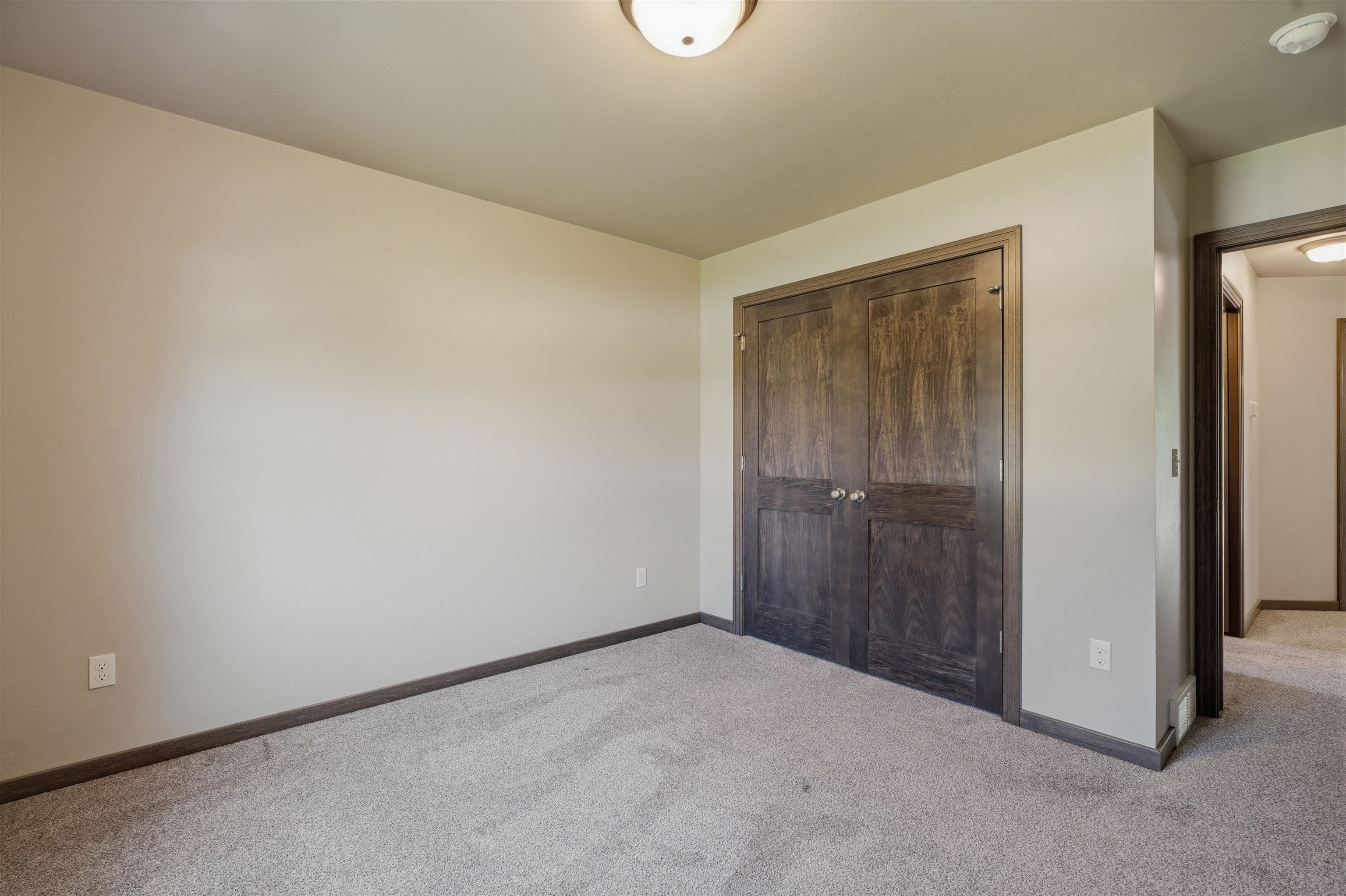 107 BROOKWOOD Drive