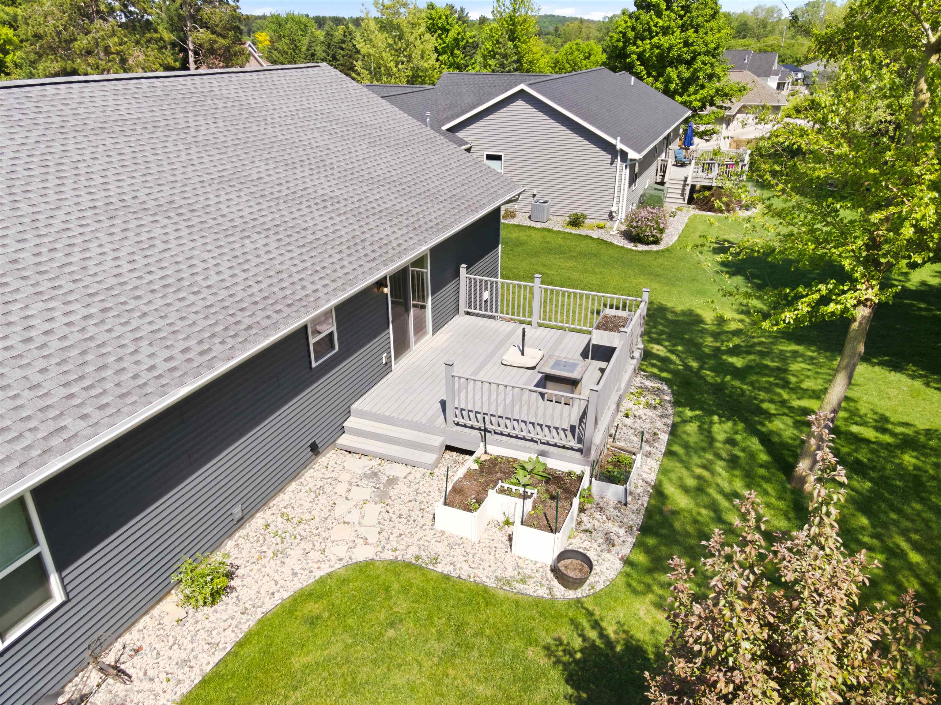 107 BROOKWOOD Drive