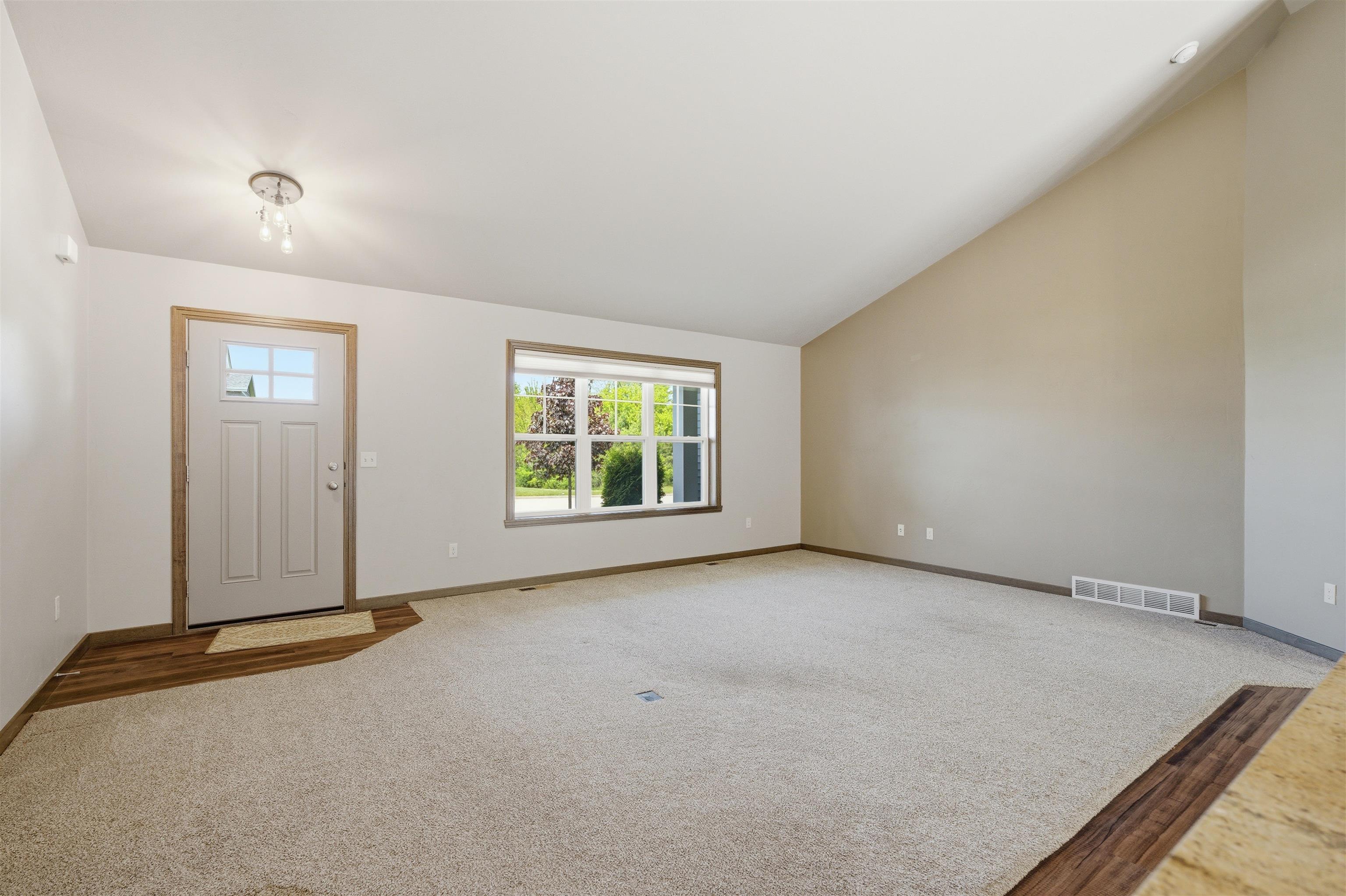 107 BROOKWOOD Drive