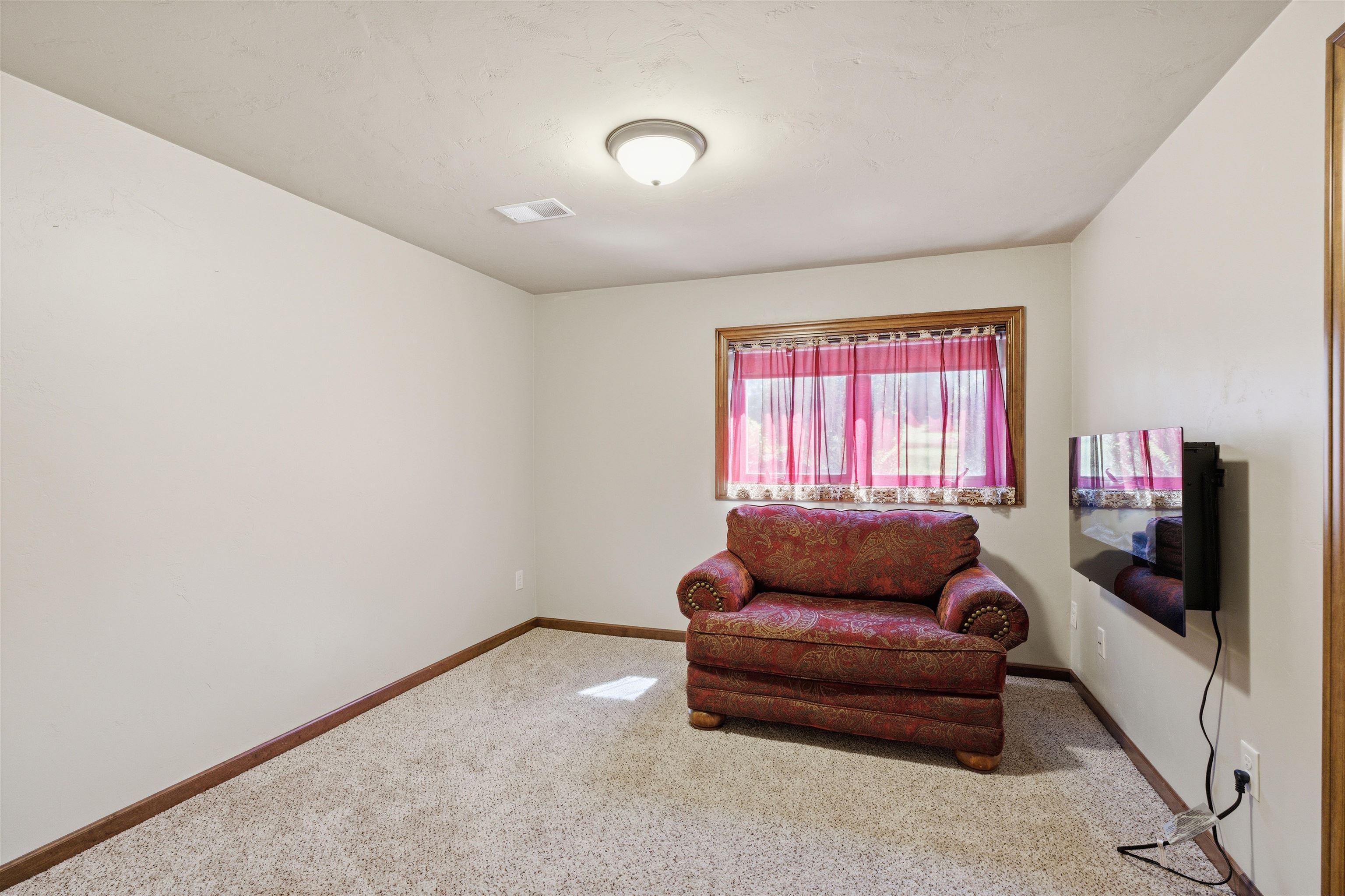11 KOOLS Court