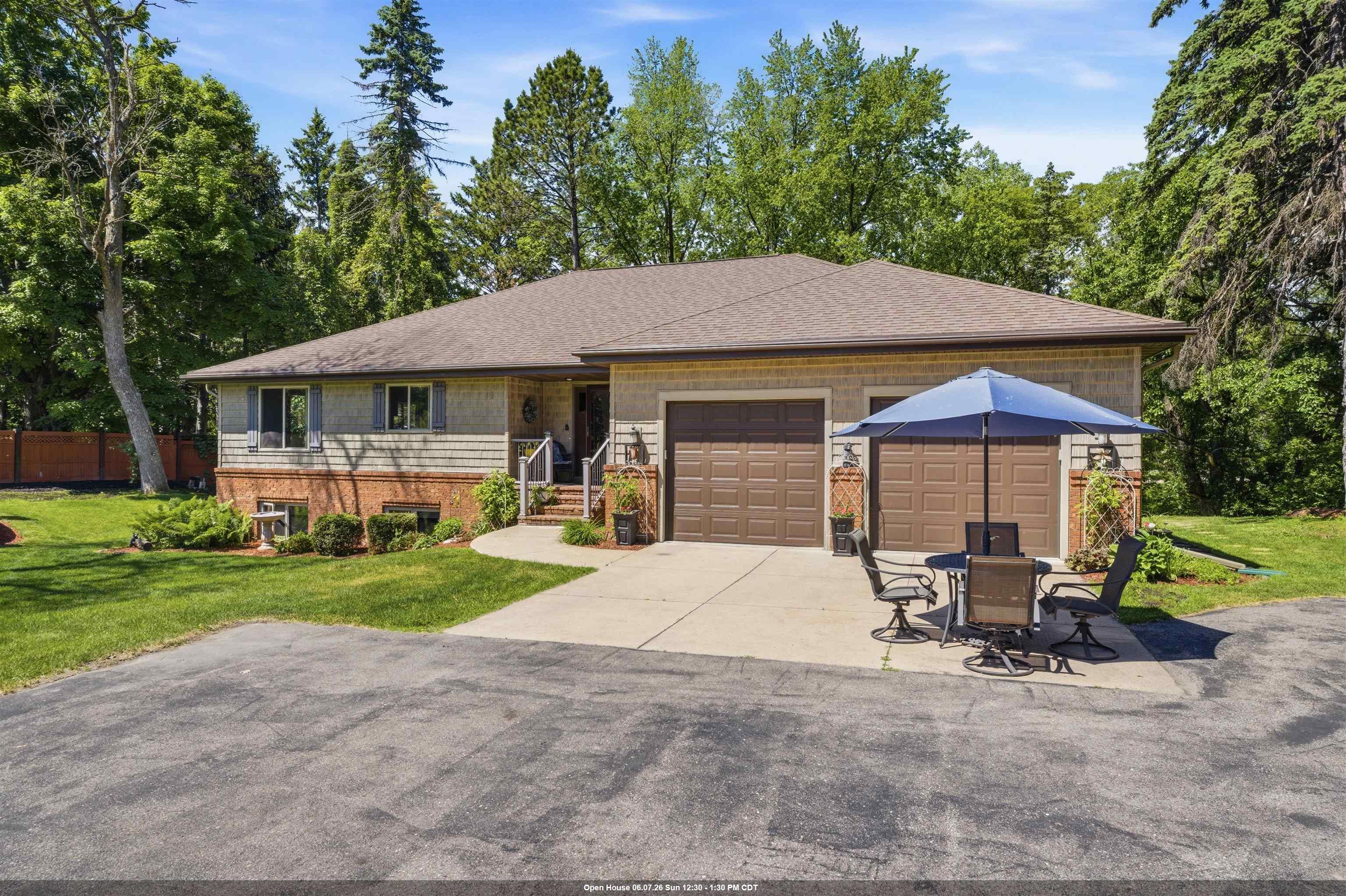 11 KOOLS Court