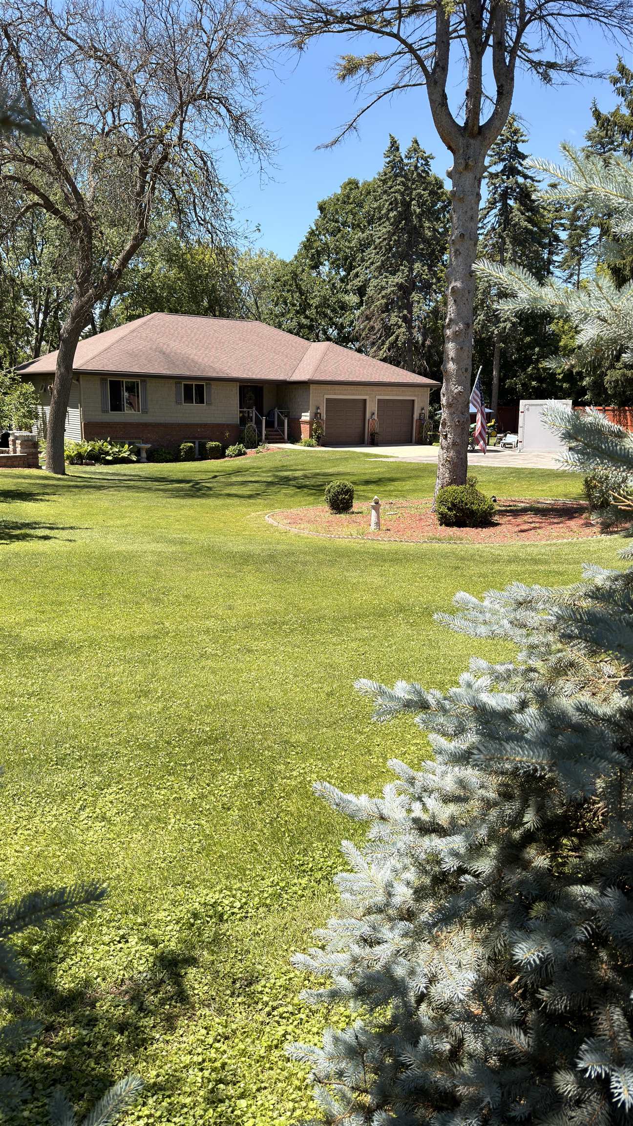 11 KOOLS Court