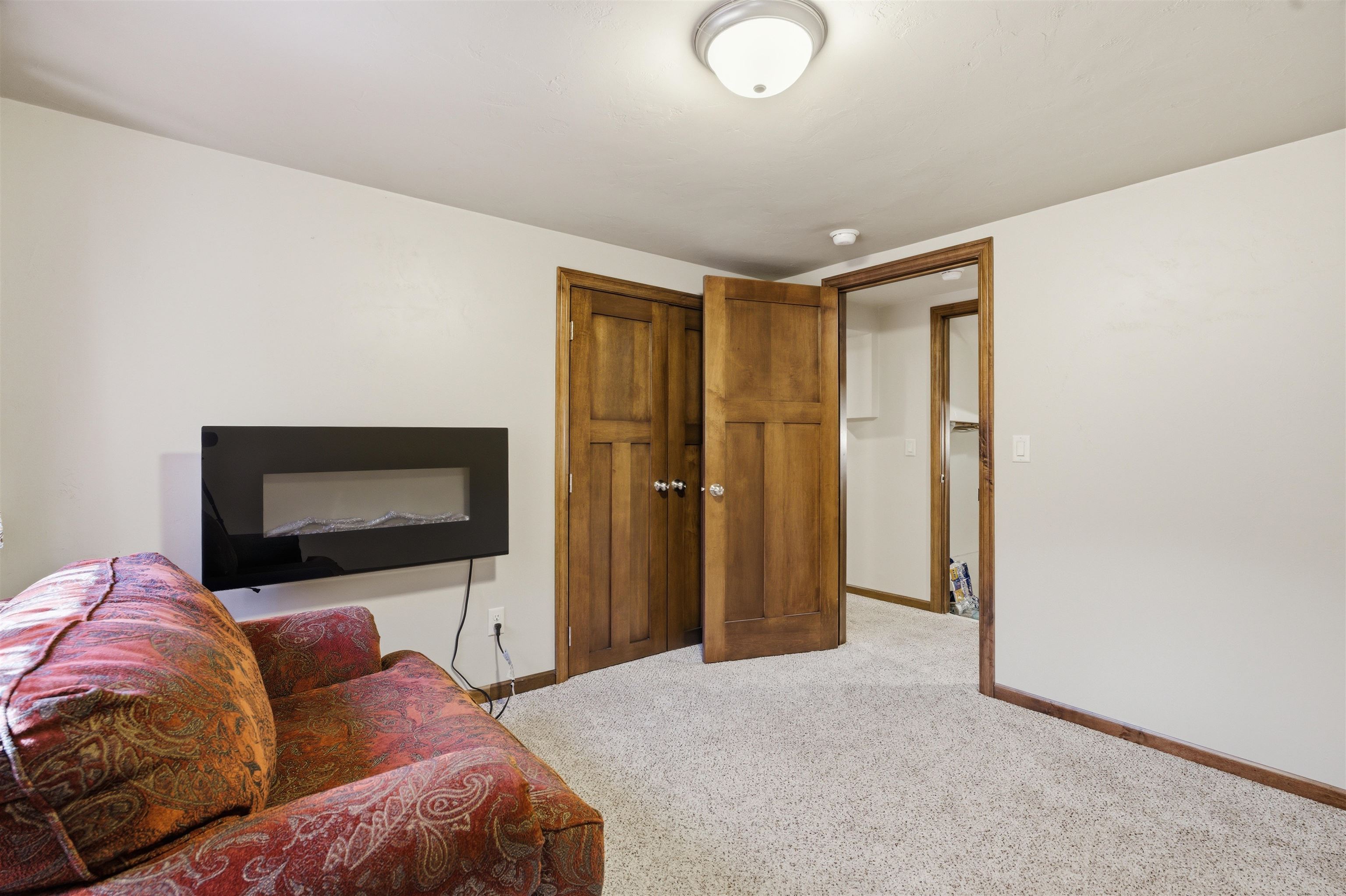 11 KOOLS Court