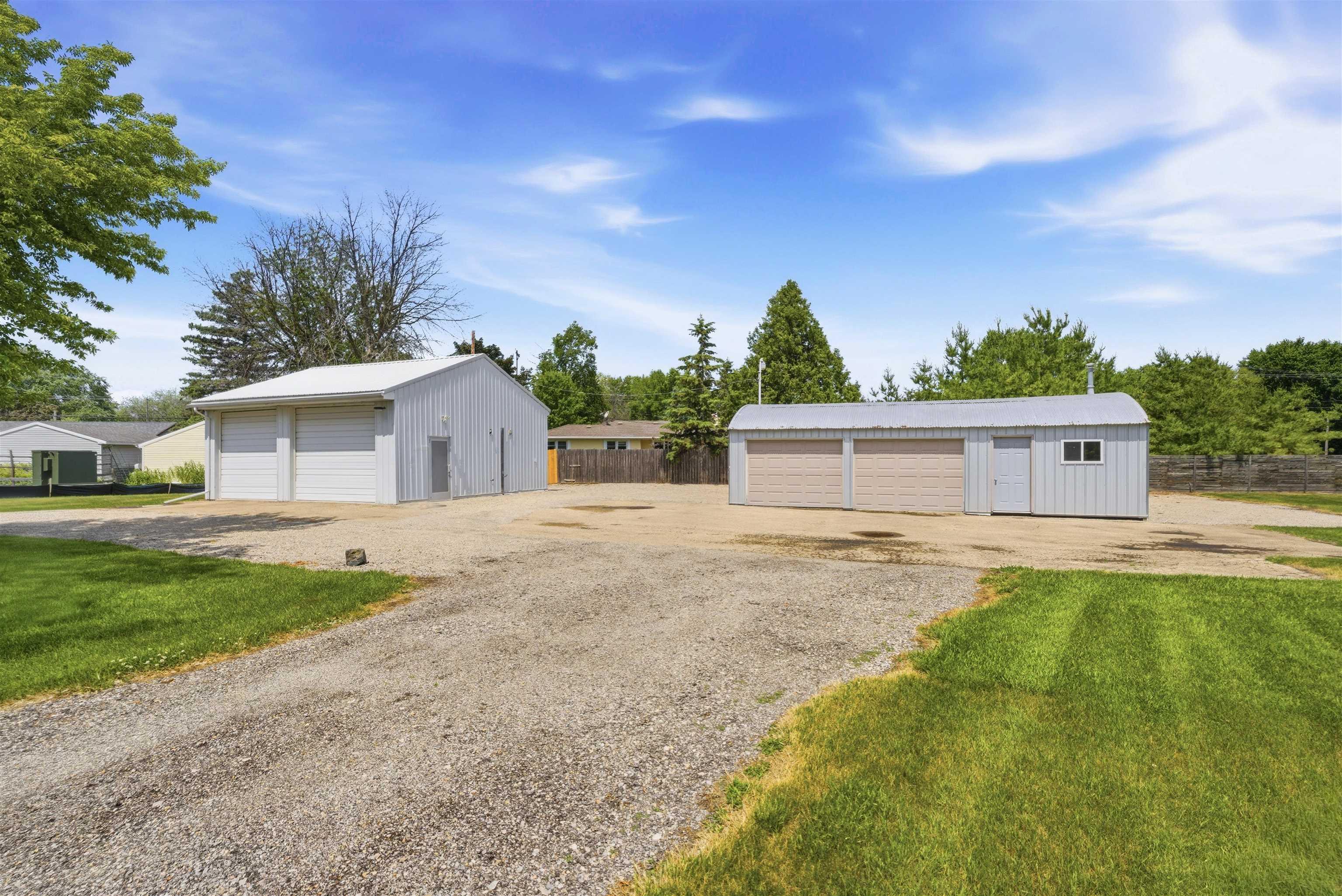 1250 PLANK Road