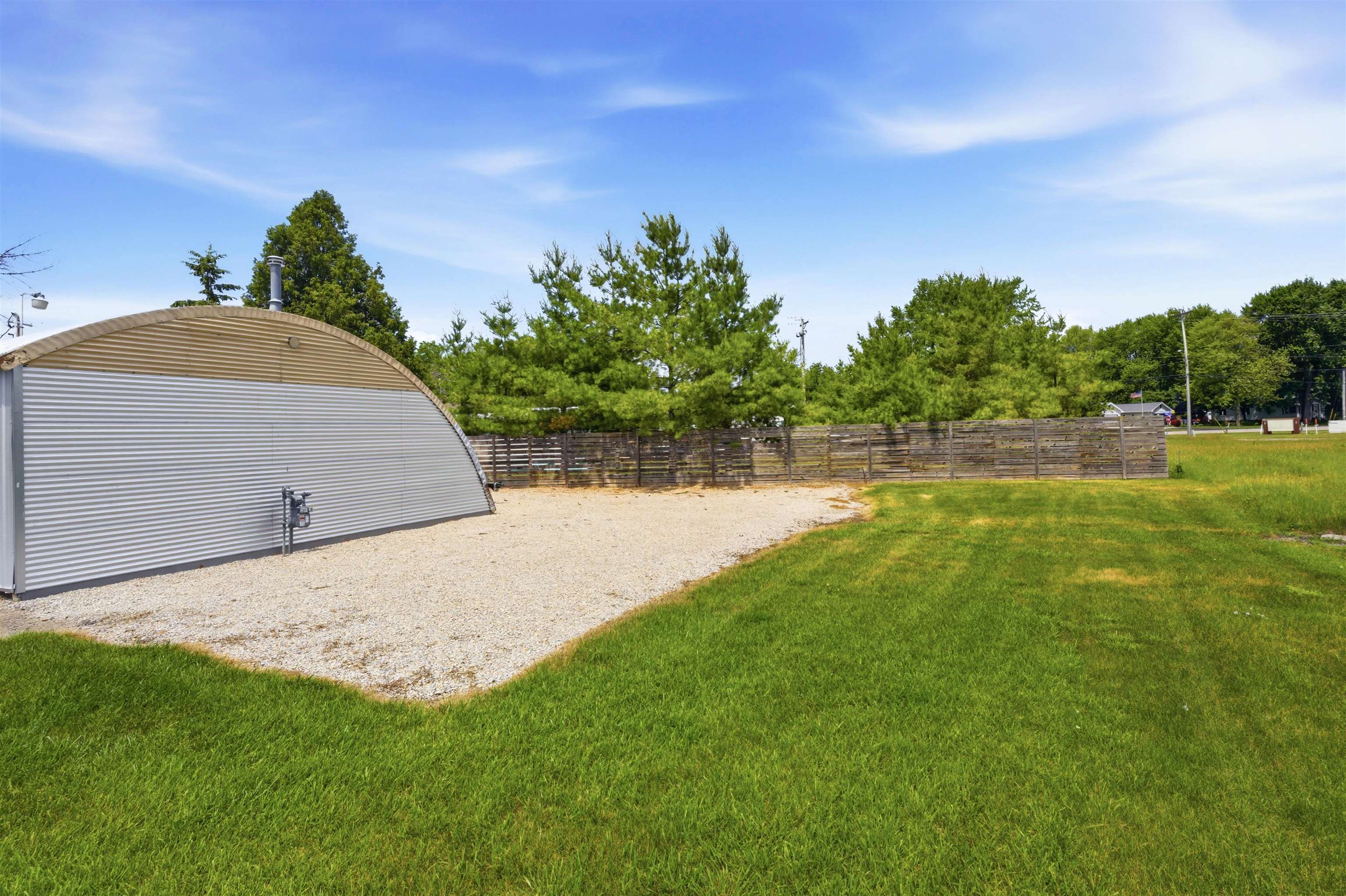 1250 PLANK Road