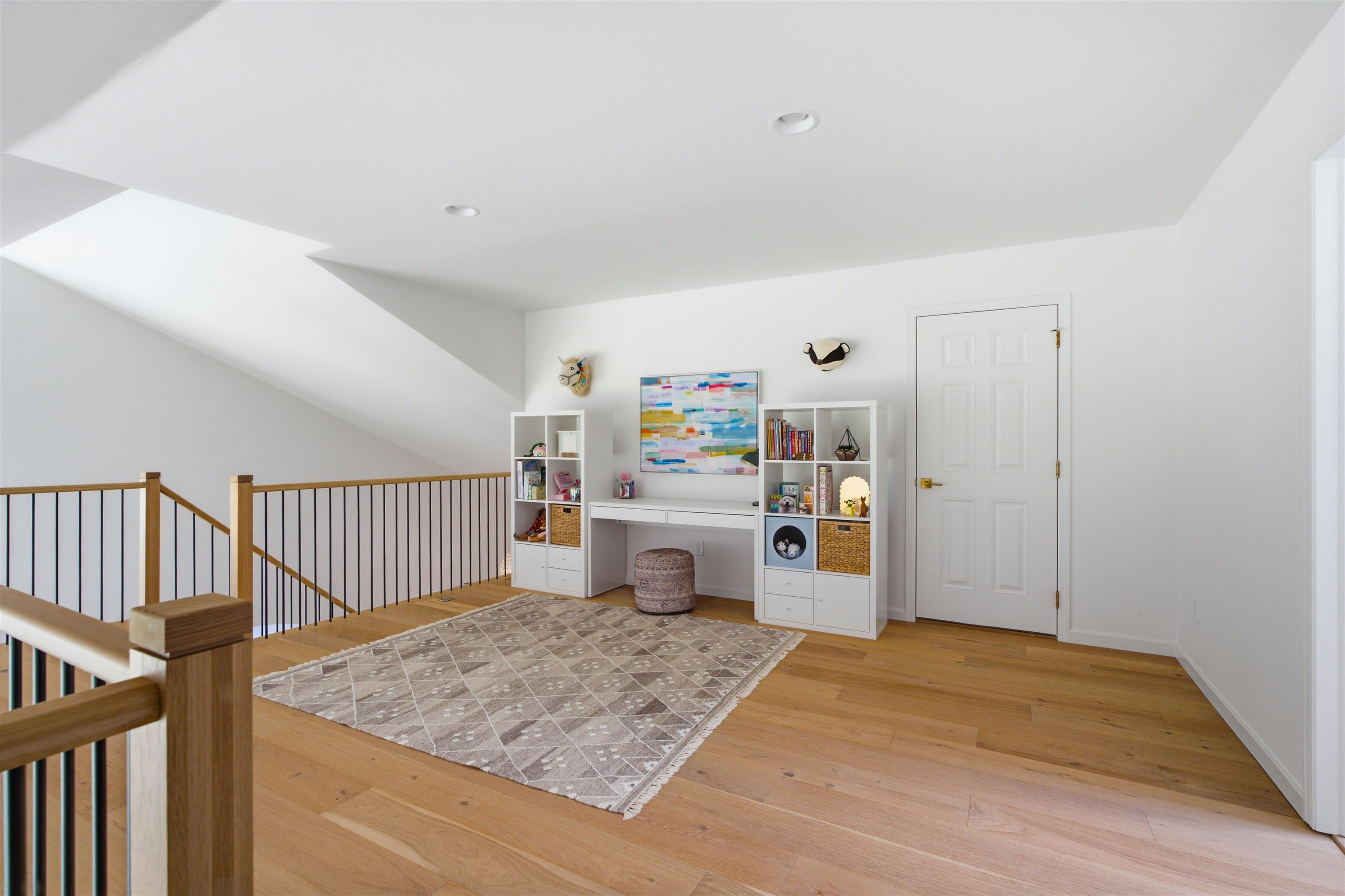 935 BRIGHTON Drive