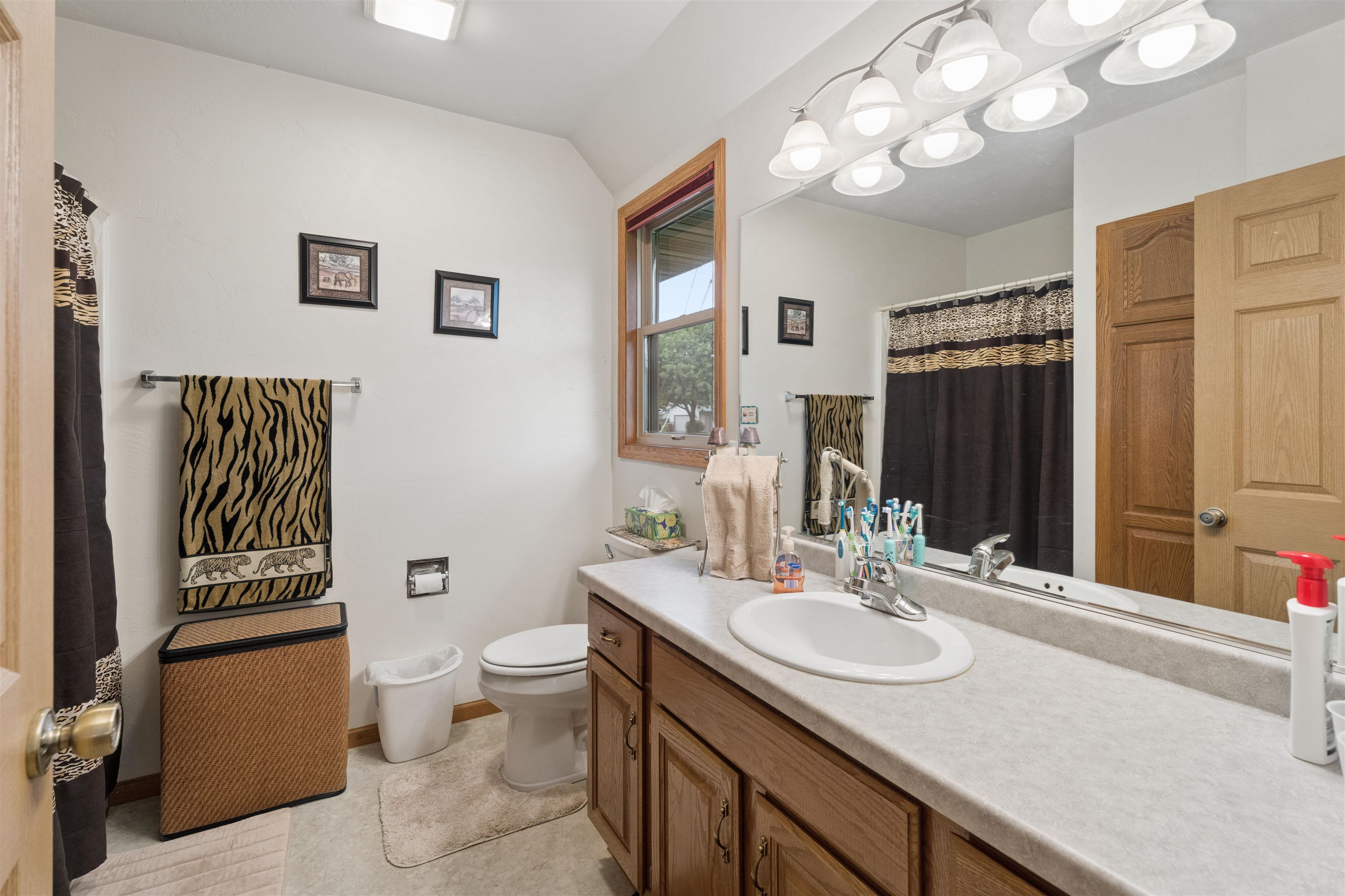 1123 STILLMEADOW Lane
