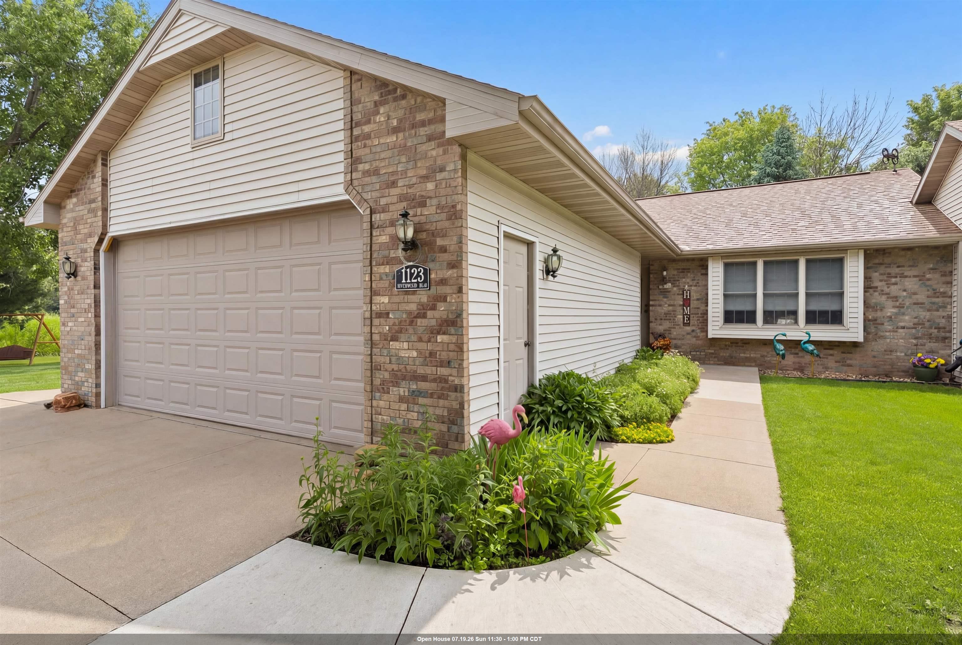 1123 STILLMEADOW Lane