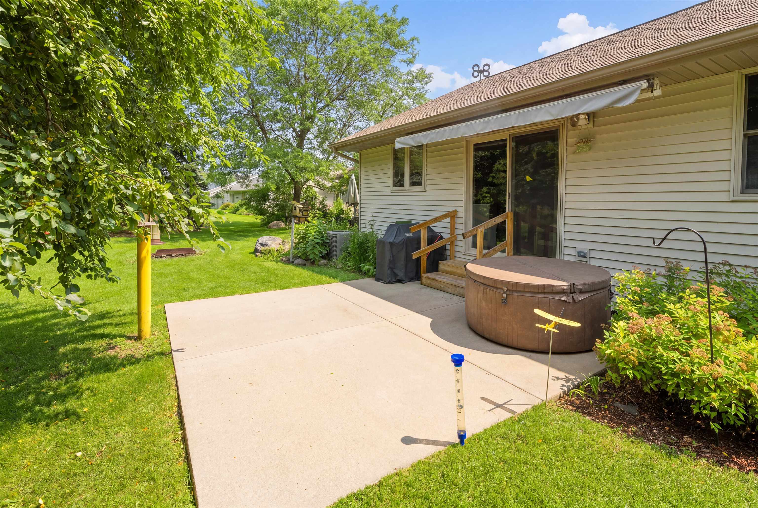 1123 STILLMEADOW Lane