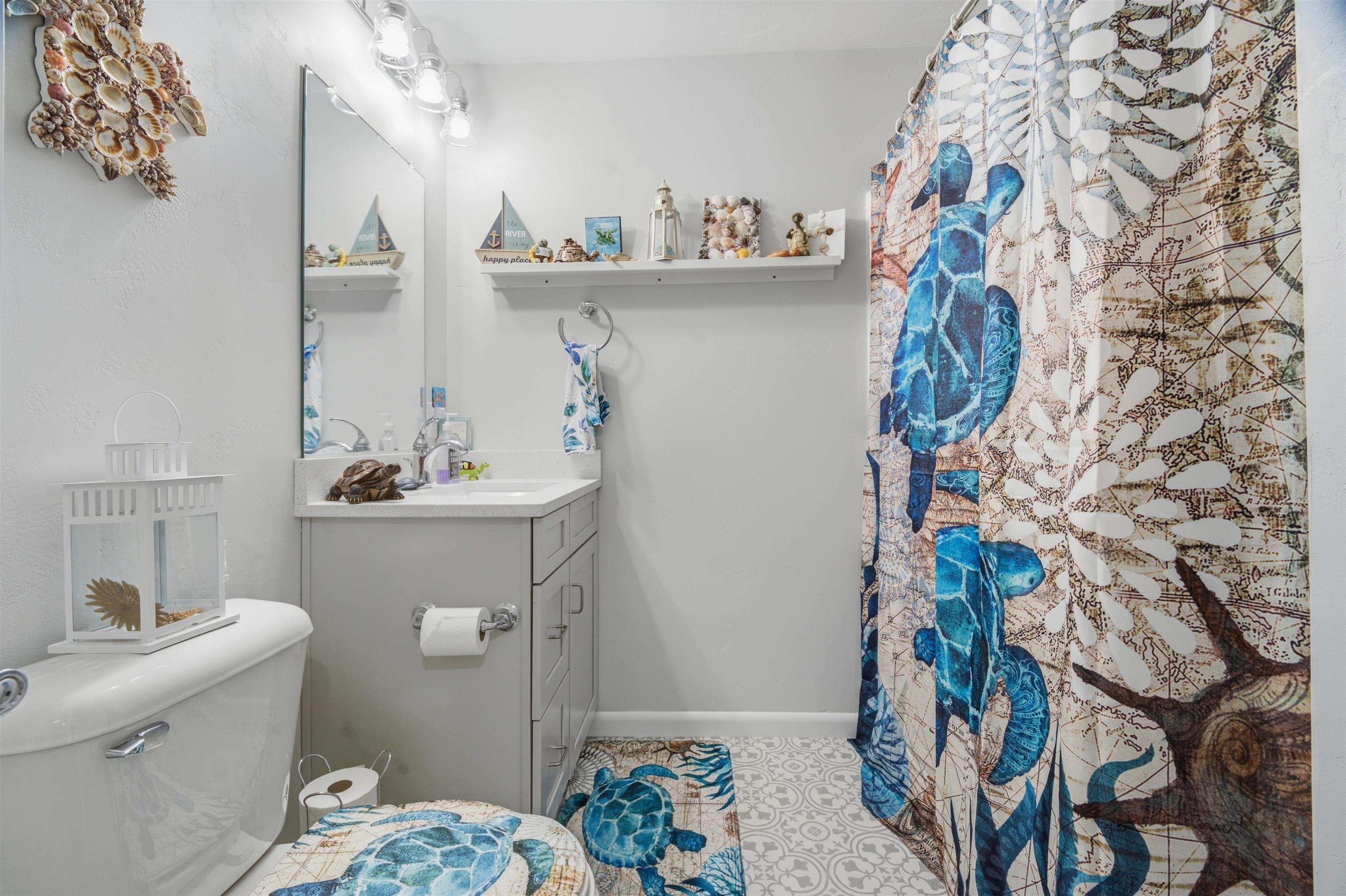 10 GREEN BAY Court Unit: 205