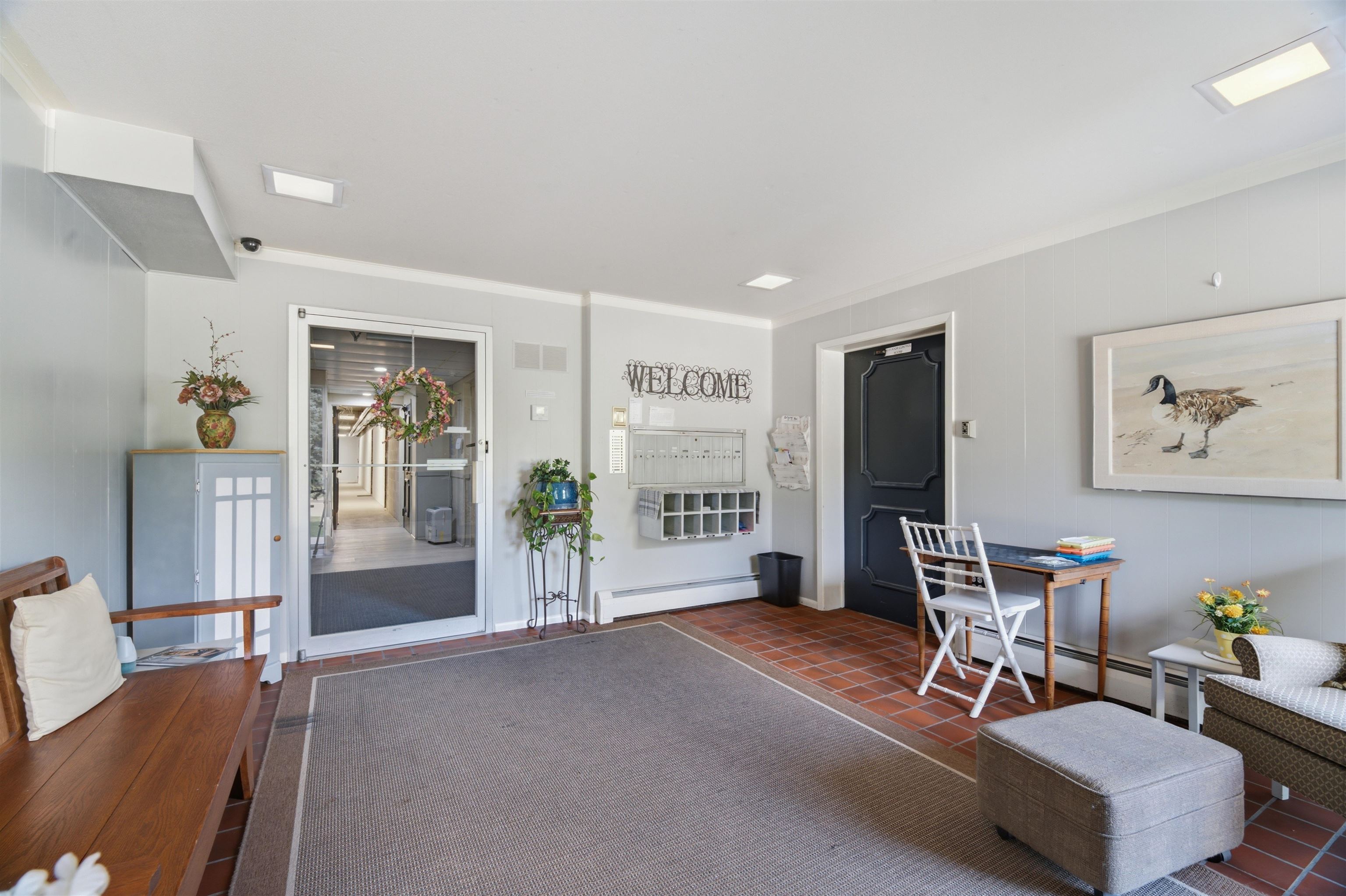 10 GREEN BAY Court Unit: 205