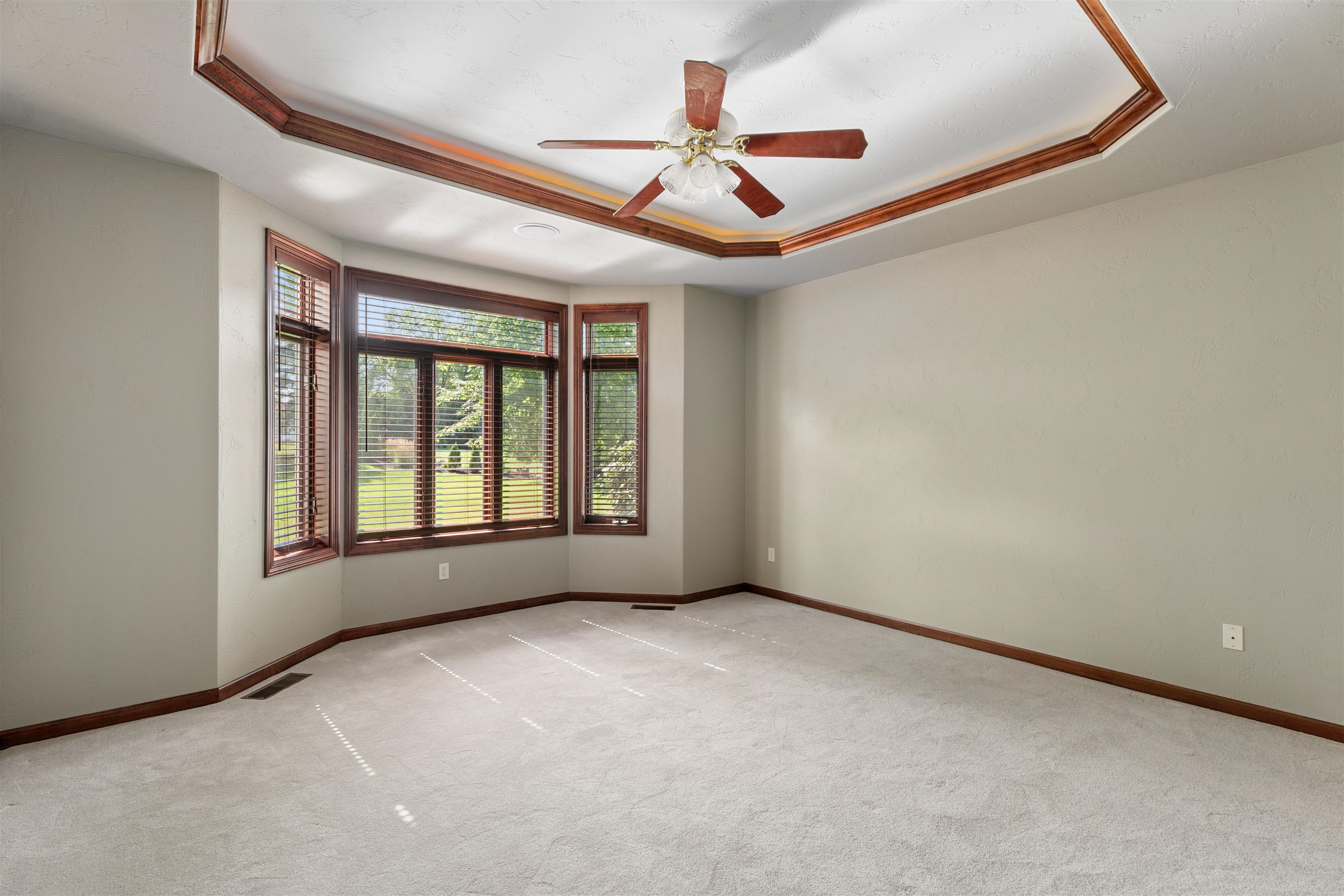 N1030 SPRING VALLEY Drive