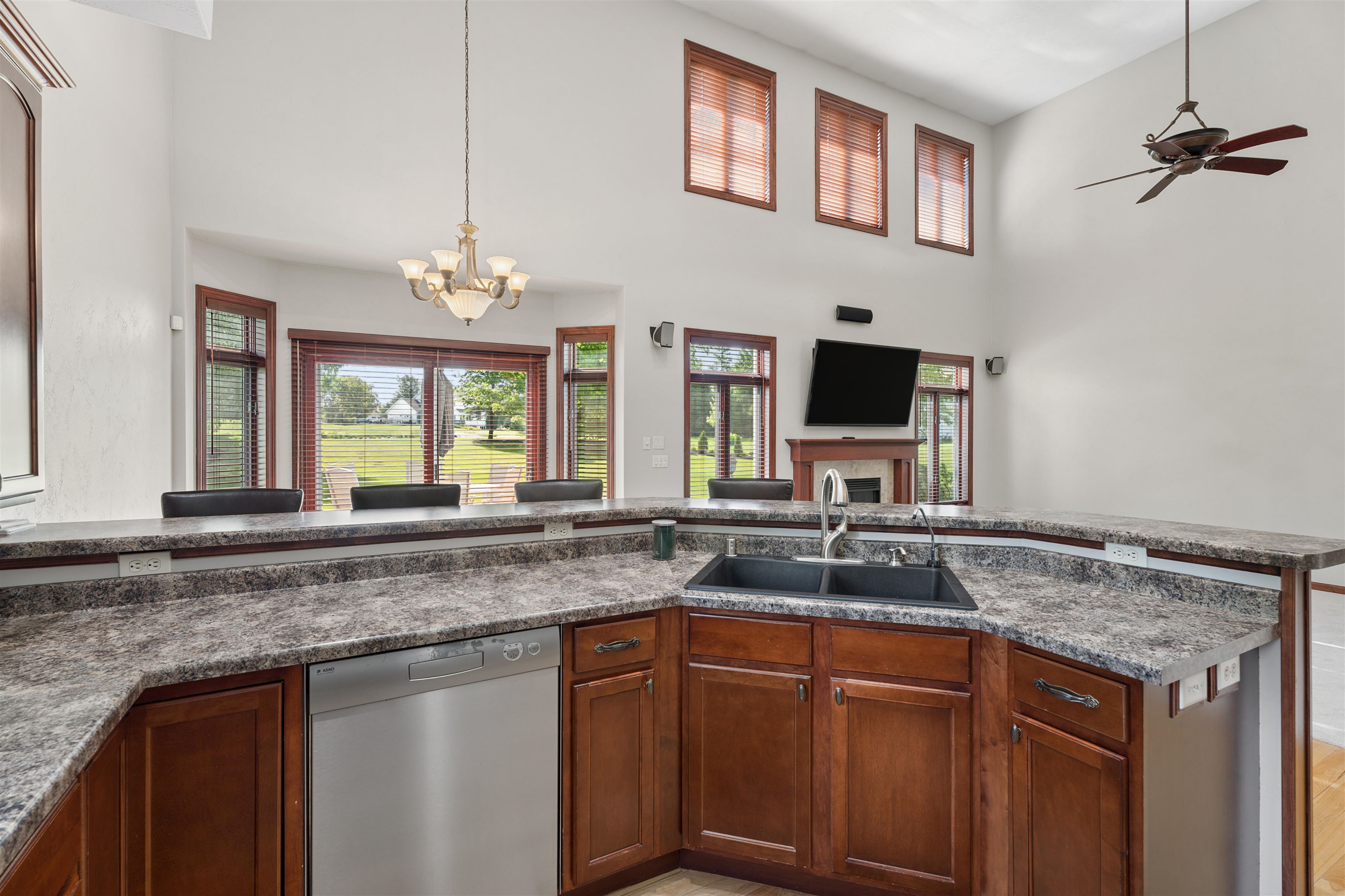 N1030 SPRING VALLEY Drive