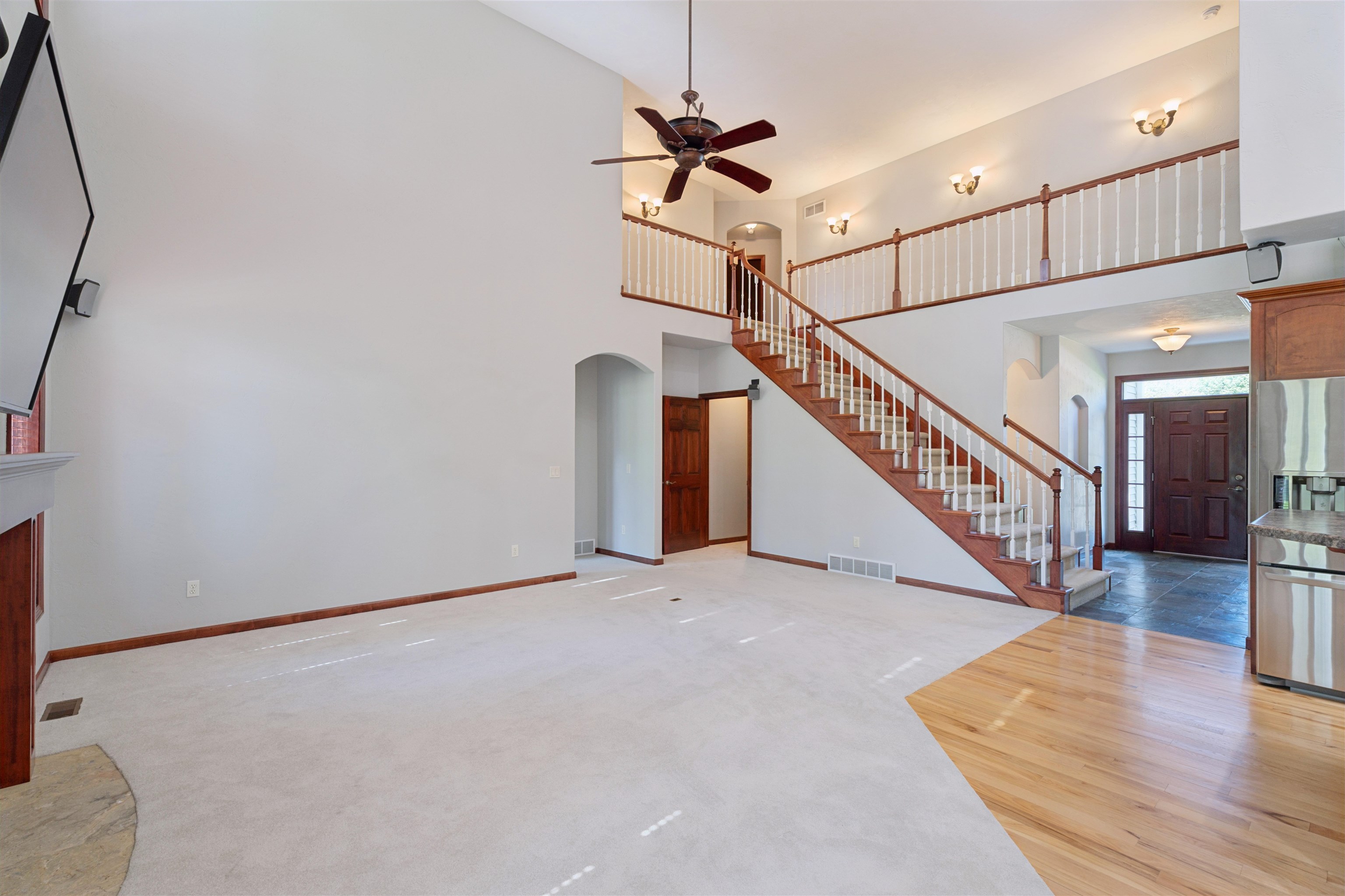 N1030 SPRING VALLEY Drive
