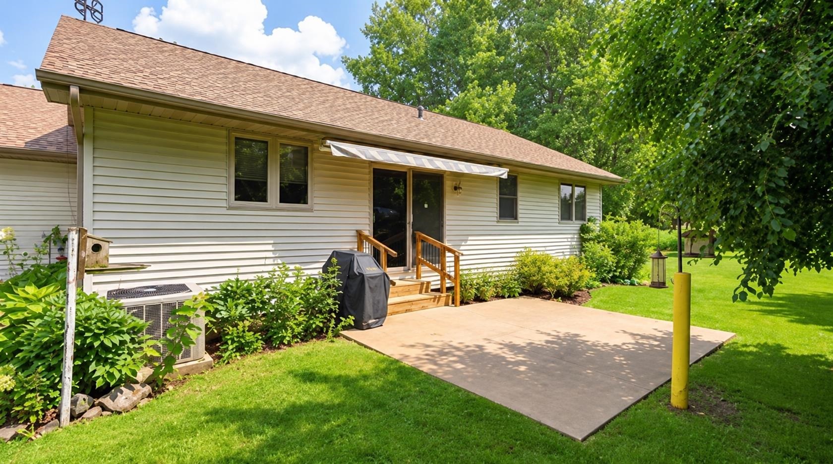 1123 STILLMEADOW Lane