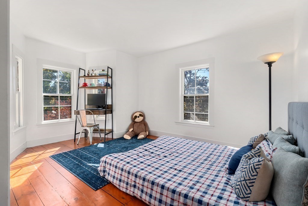 40 Bow Rd