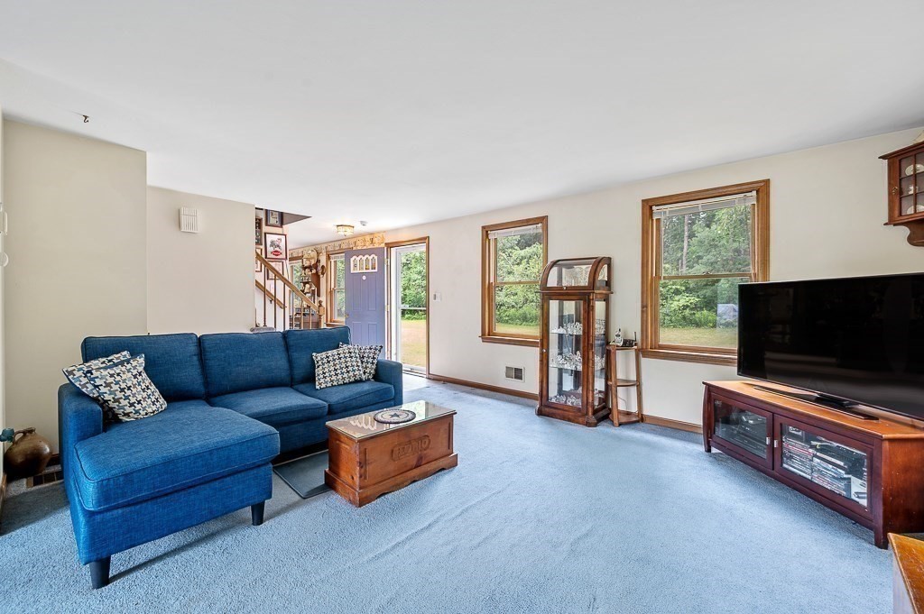 65 Lancaster Rd