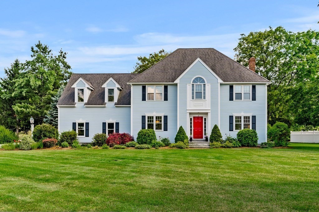 12 Jamie Ln