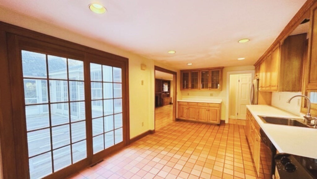 14 Winthrop Ter