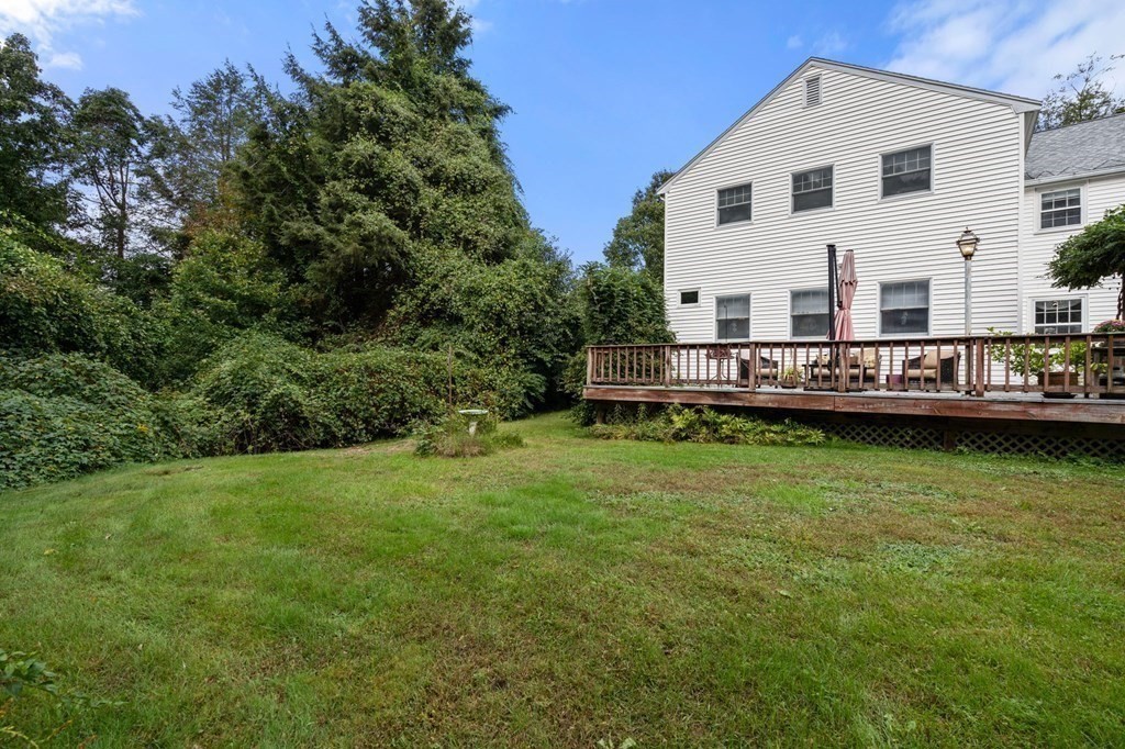 171 Glezen Ln