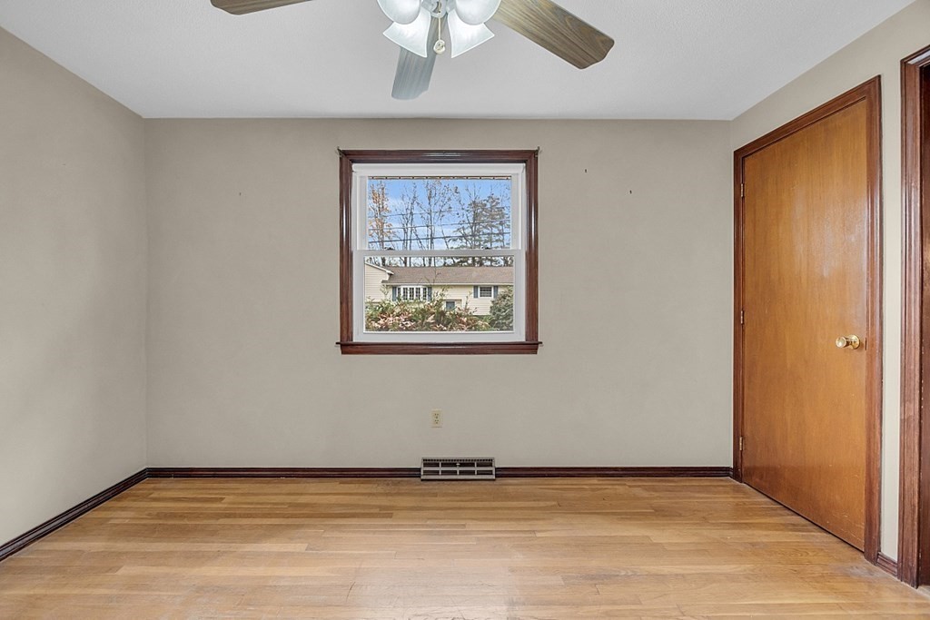 39 Glenwood Drive