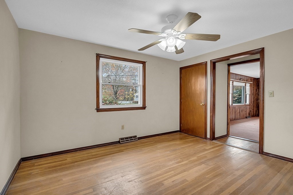39 Glenwood Drive