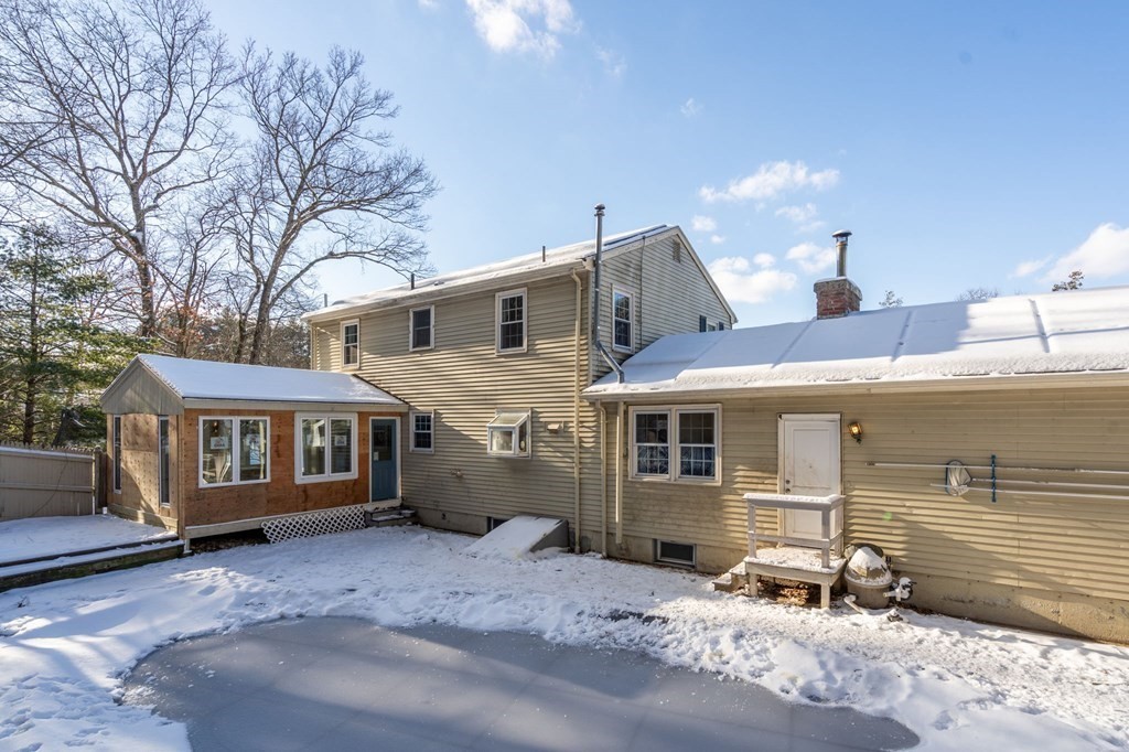 75 Fontaine St