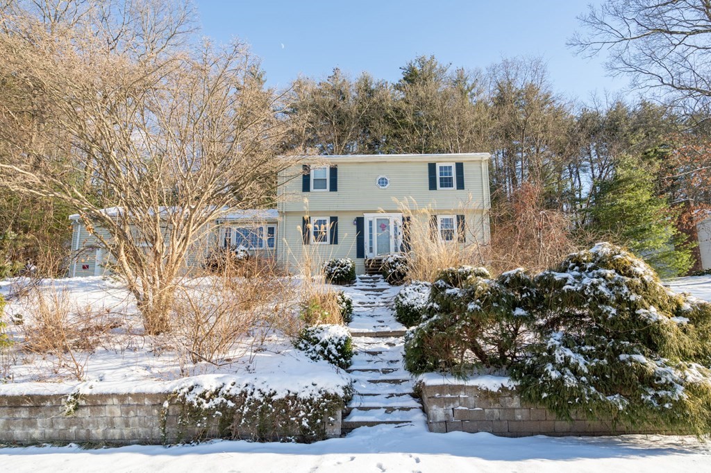 75 Fontaine St