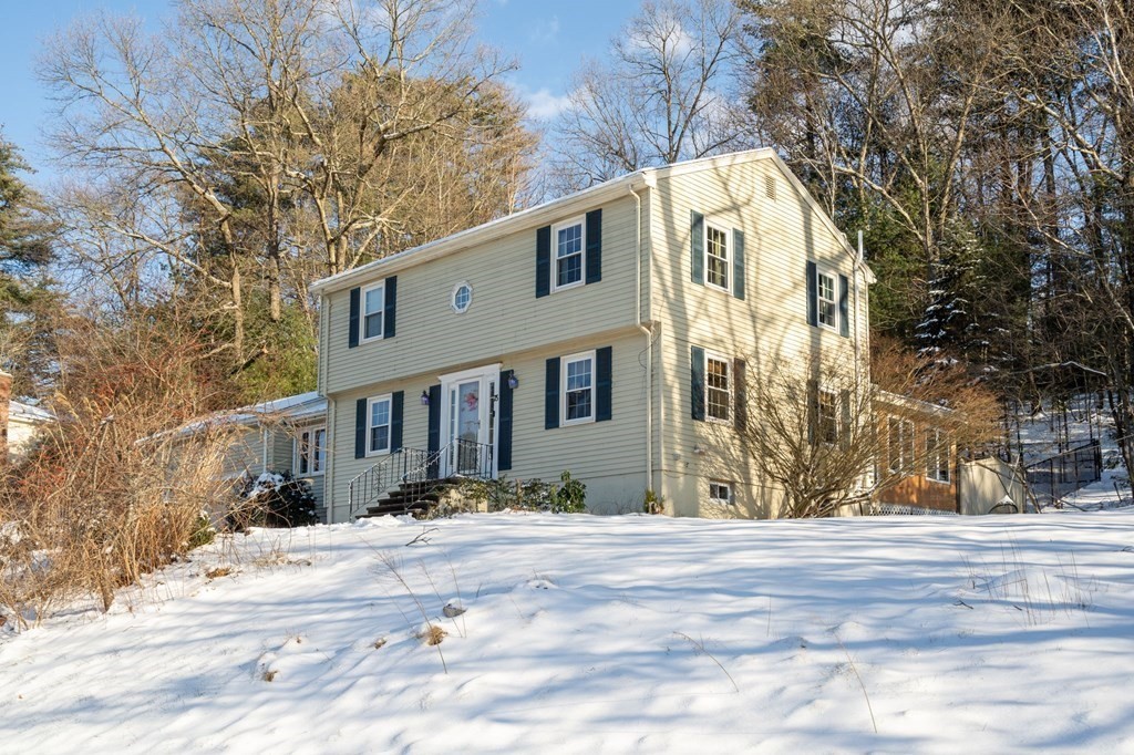 75 Fontaine St