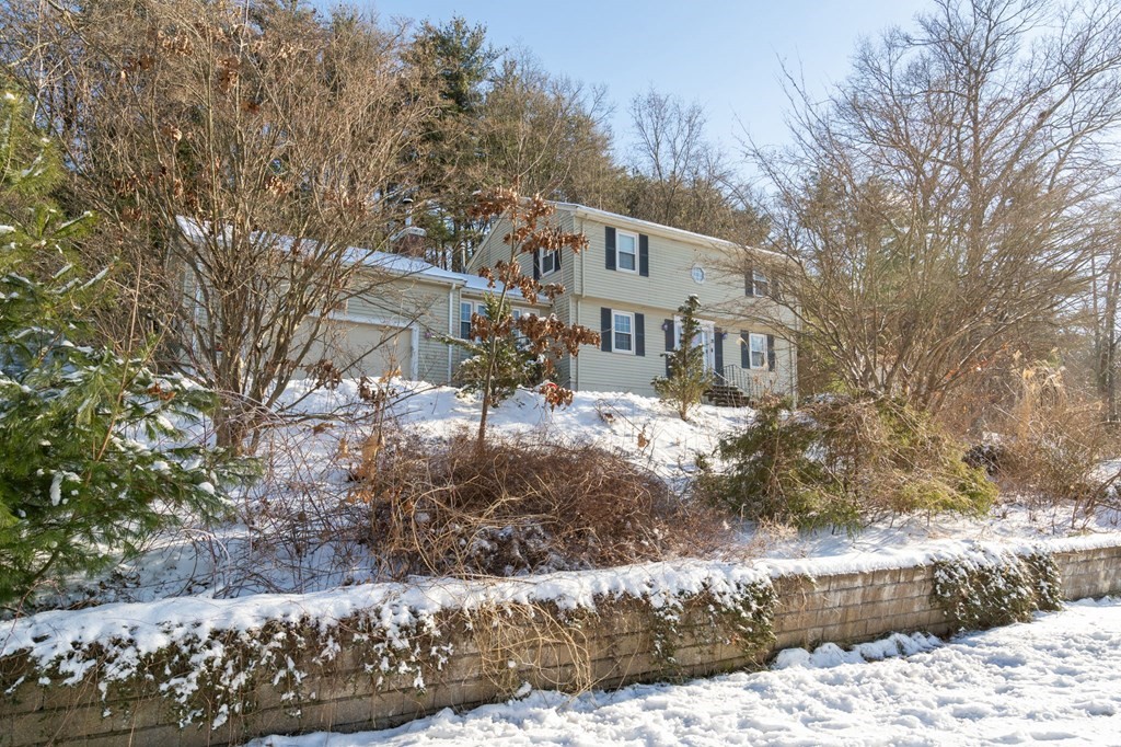 75 Fontaine St