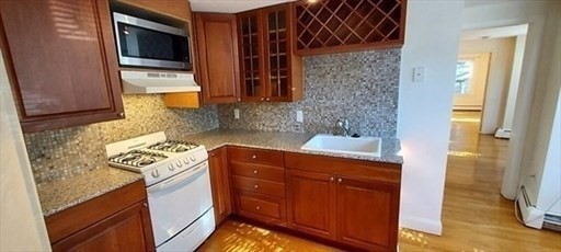 18 Pleasant Street # 2