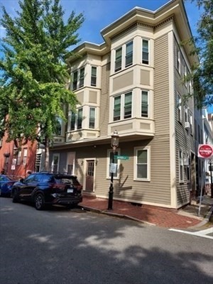18 Pleasant Street # 2