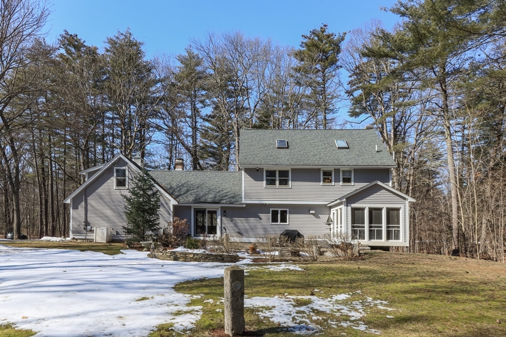 6 Brick Pond Way