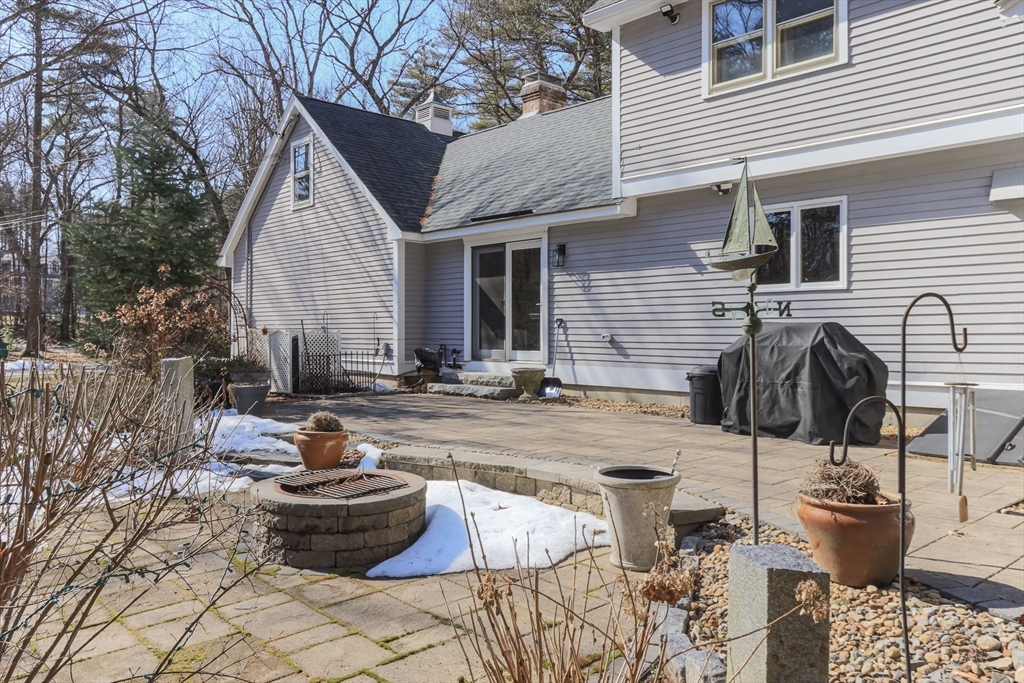 6 Brick Pond Way