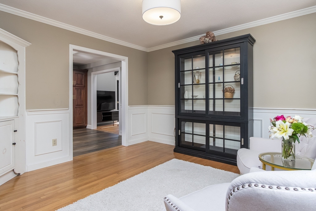 6 Brick Pond Way